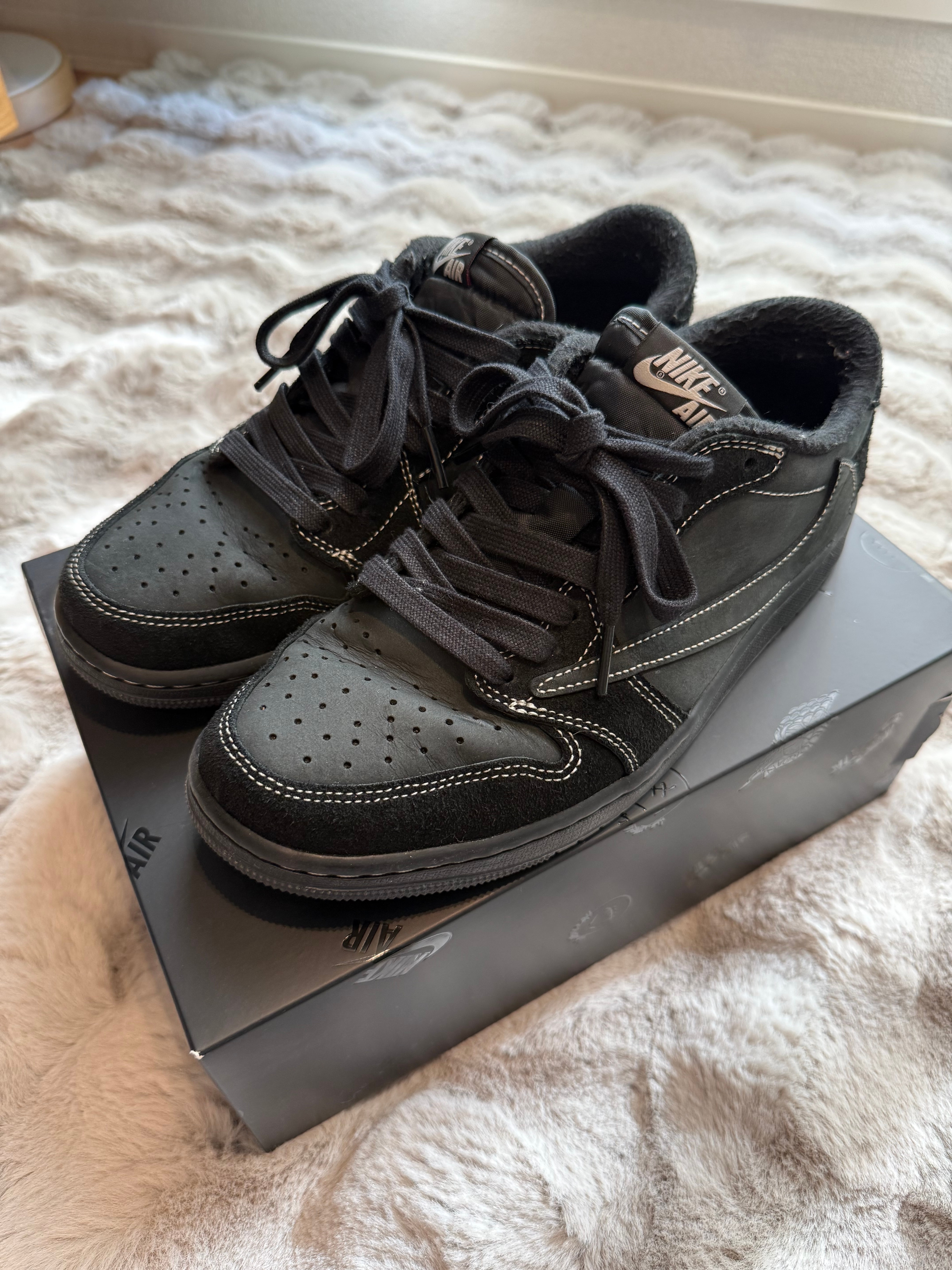 Travis Scott × Nike Air Jordan 1 Low OG SP 
