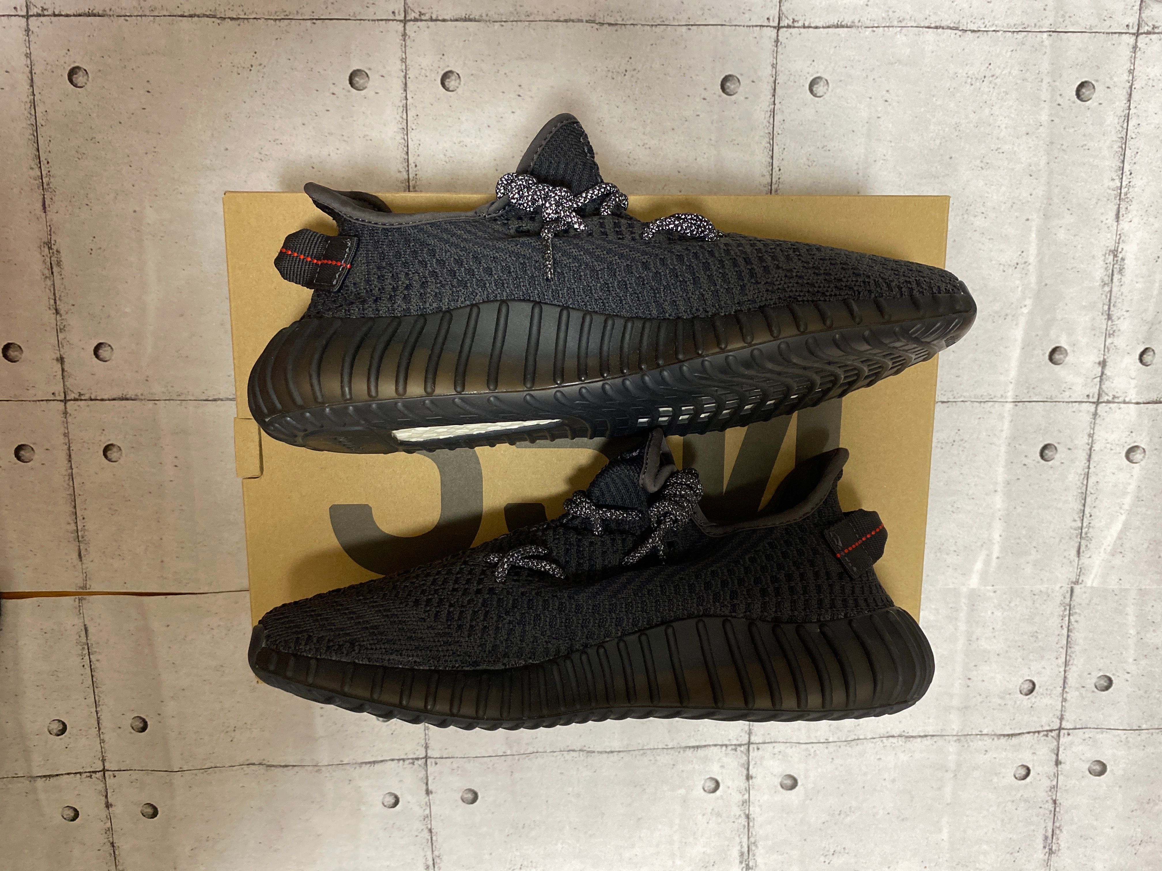 adidas YEEZY Boost 350 V2 "Black"