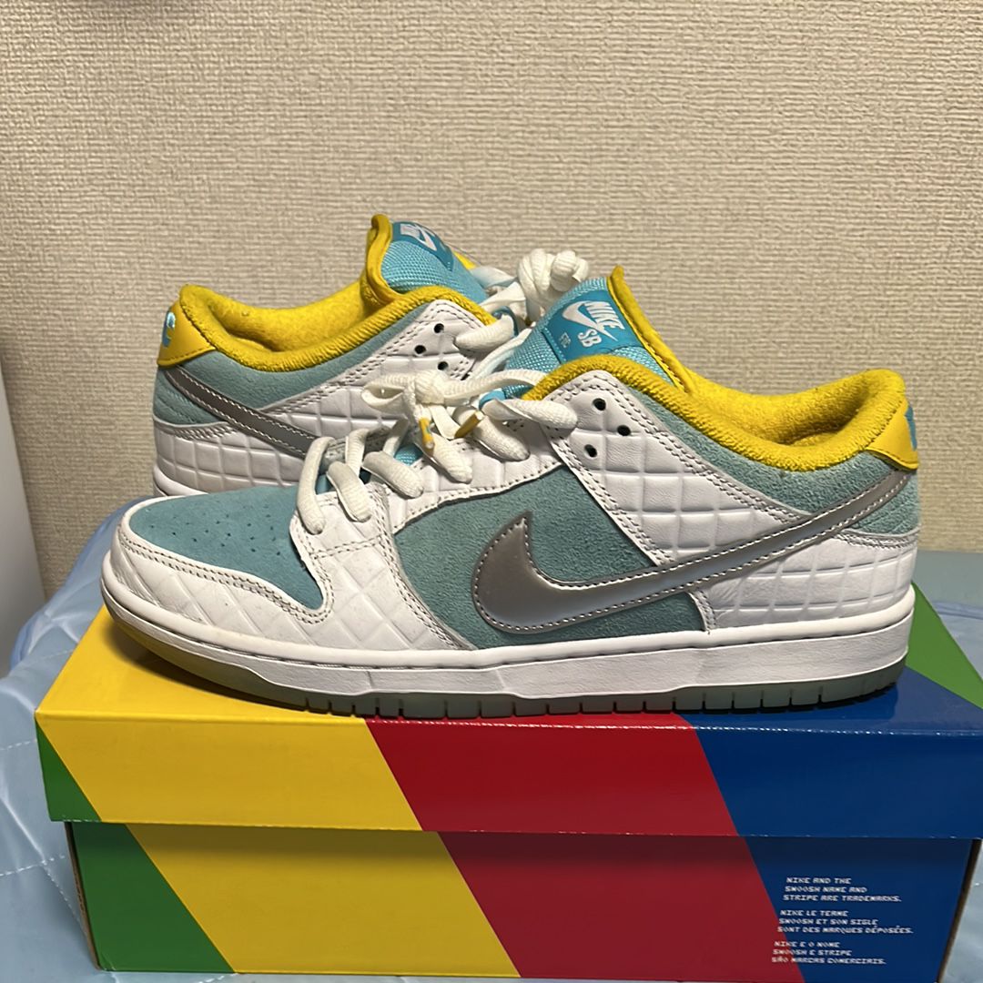 FTC × Nike SB Dunk Low "White/Blue"