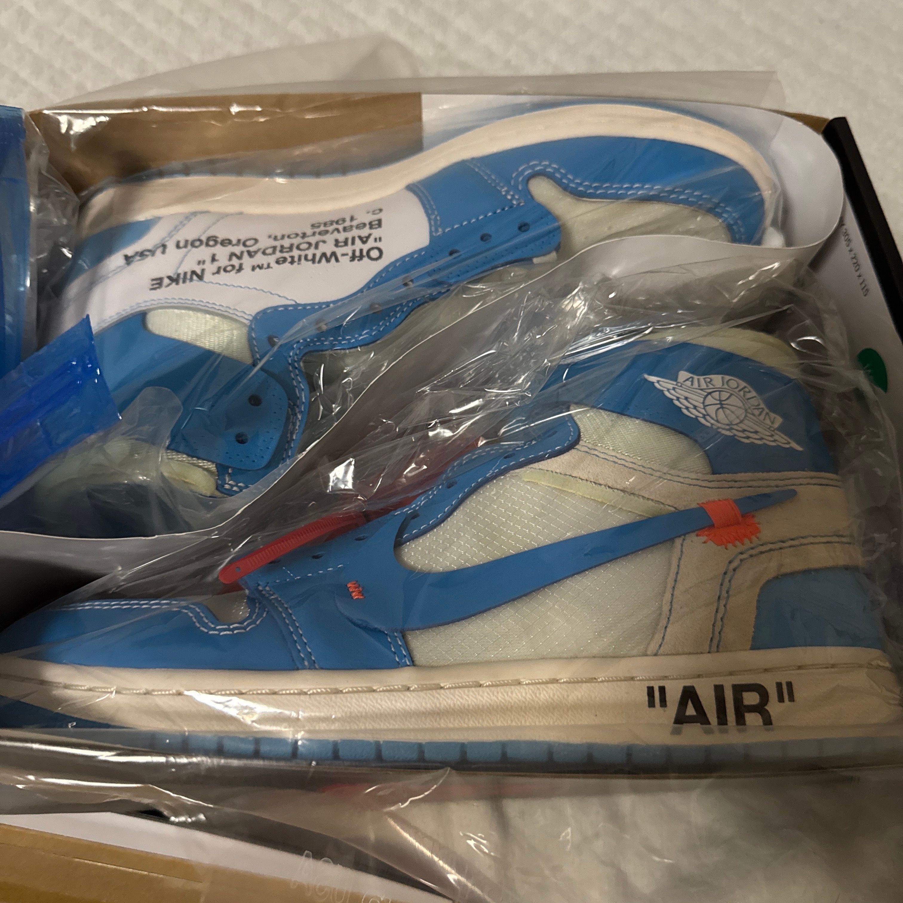 Off-White × Nike Air Jordan 1 High UNC "White/Dark Powder Blue"
