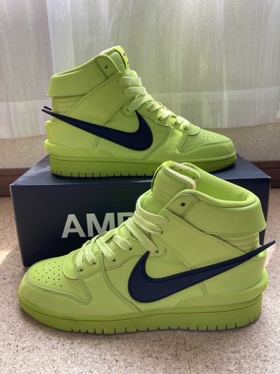 AMBUSH × NIKE DUNK HIGH "FLASH LIME"