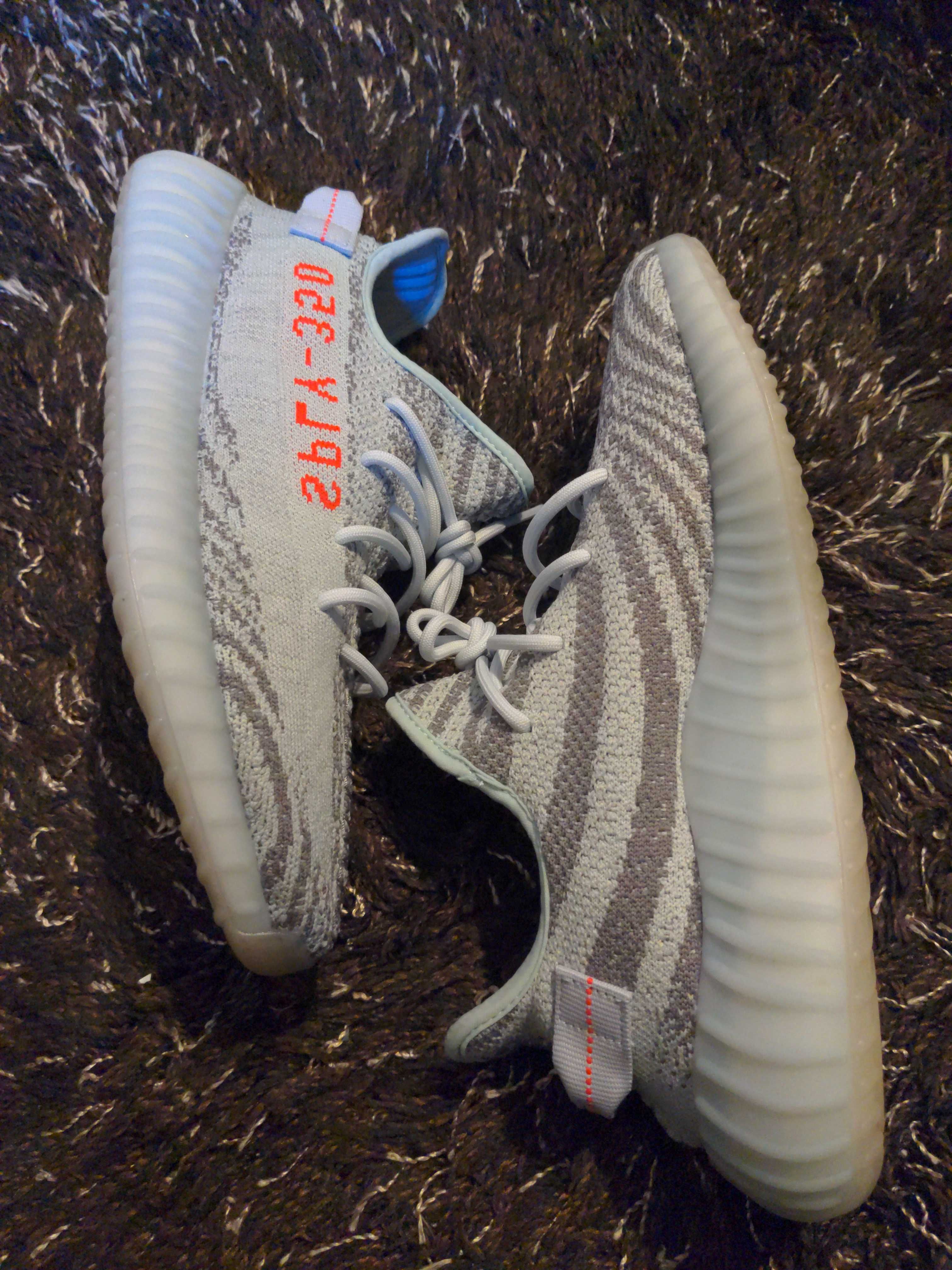 adidas YEEZY Boost 350 V2 "Blue Tint"