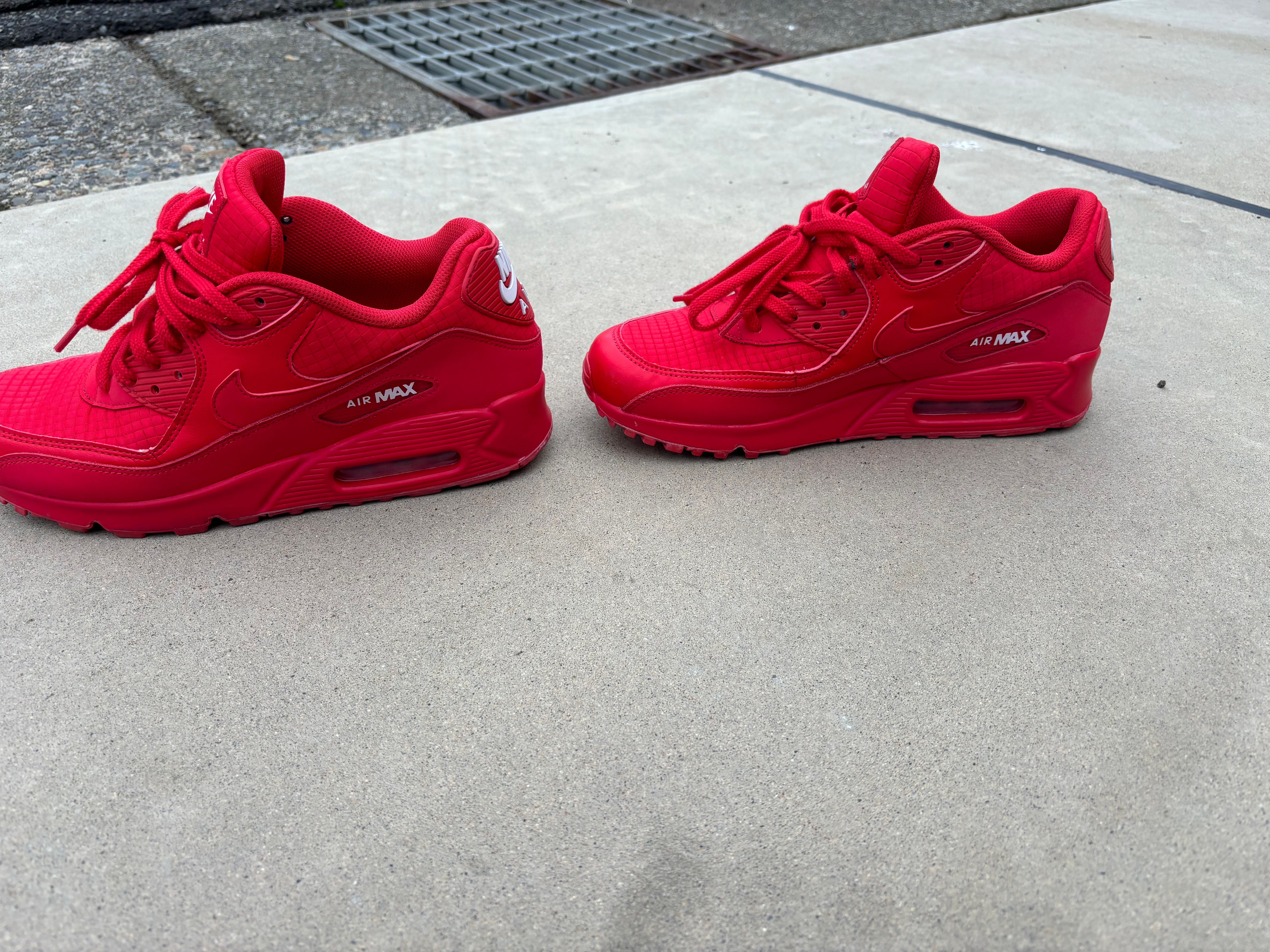 NIKE AIR MAX 90 ESSENTIAL "UNIVERSITY RED"