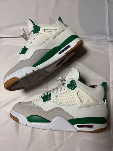Nike SB × Air Jordan 4 Retro SP "Pine Green"