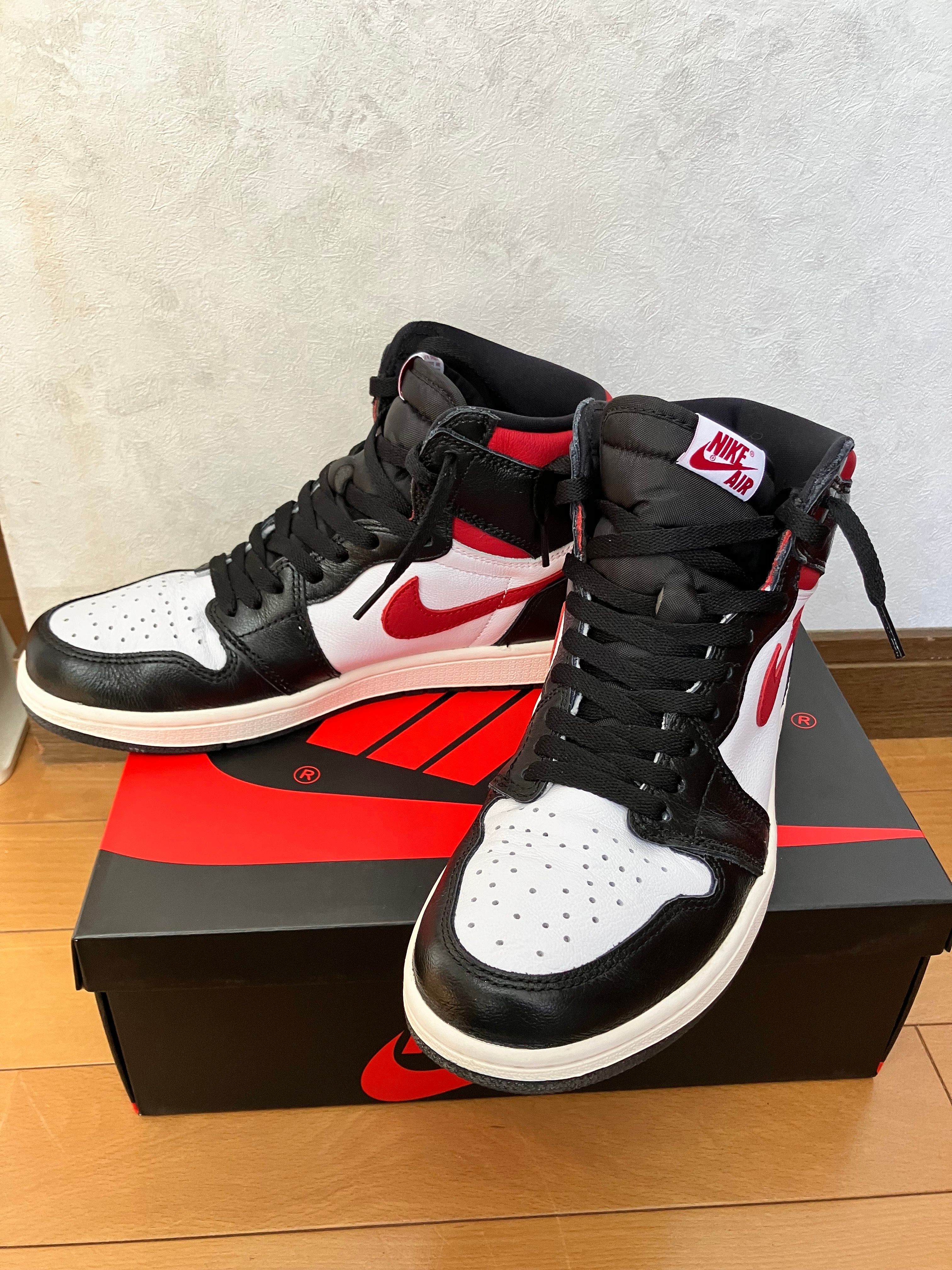 Nike Air Jordan 1 Retro High "Black/White/Sail/Gym Red"