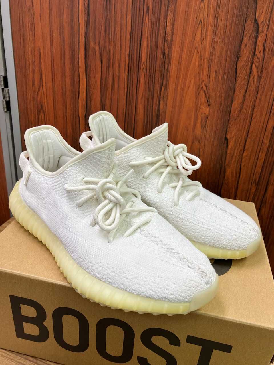 adidas YEEZY Boost 350 V2 "Cream White"
