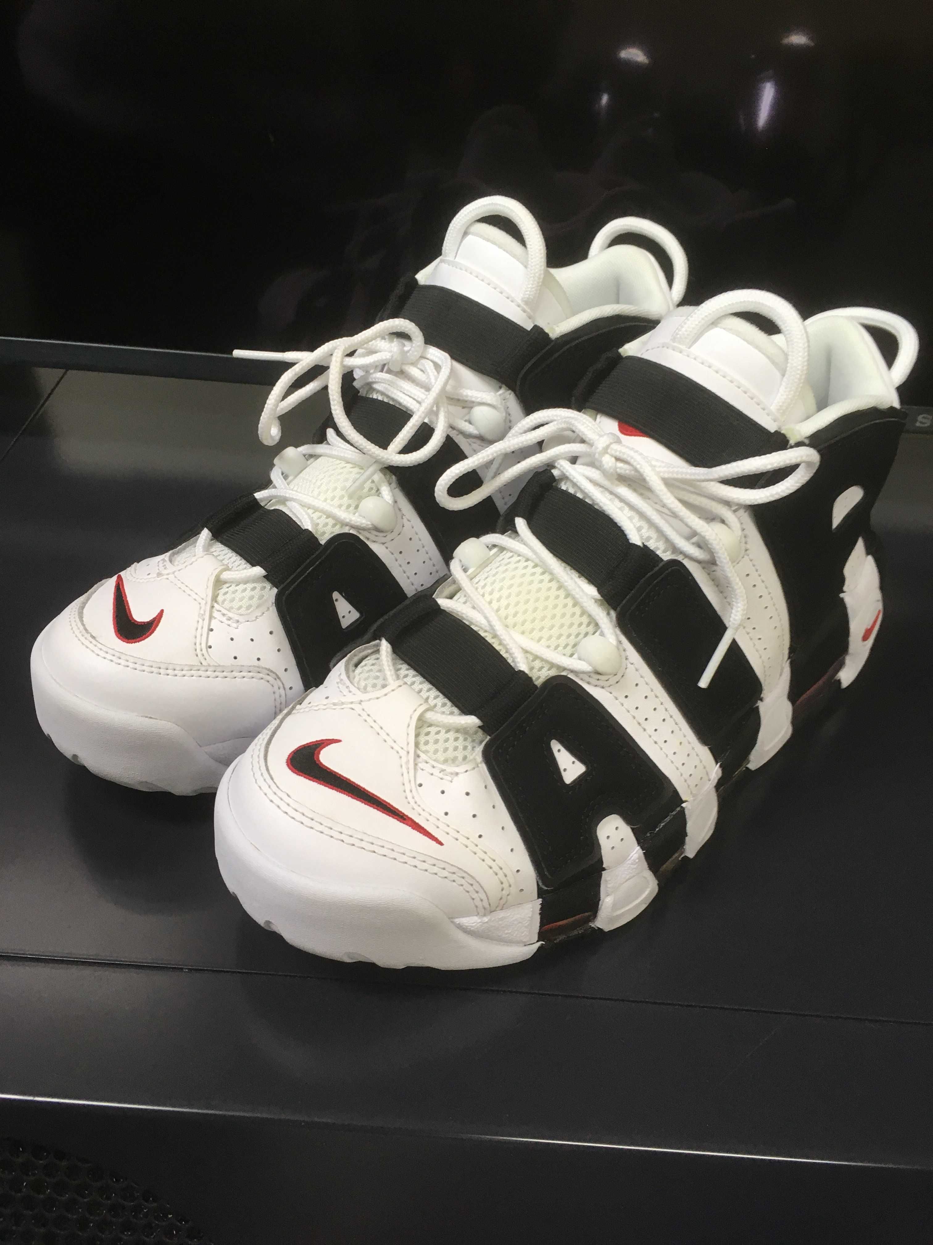 NIKE AIR MORE UPTEMPO "WHITE/BLACK/UNIVERSITY RED"(2020)
