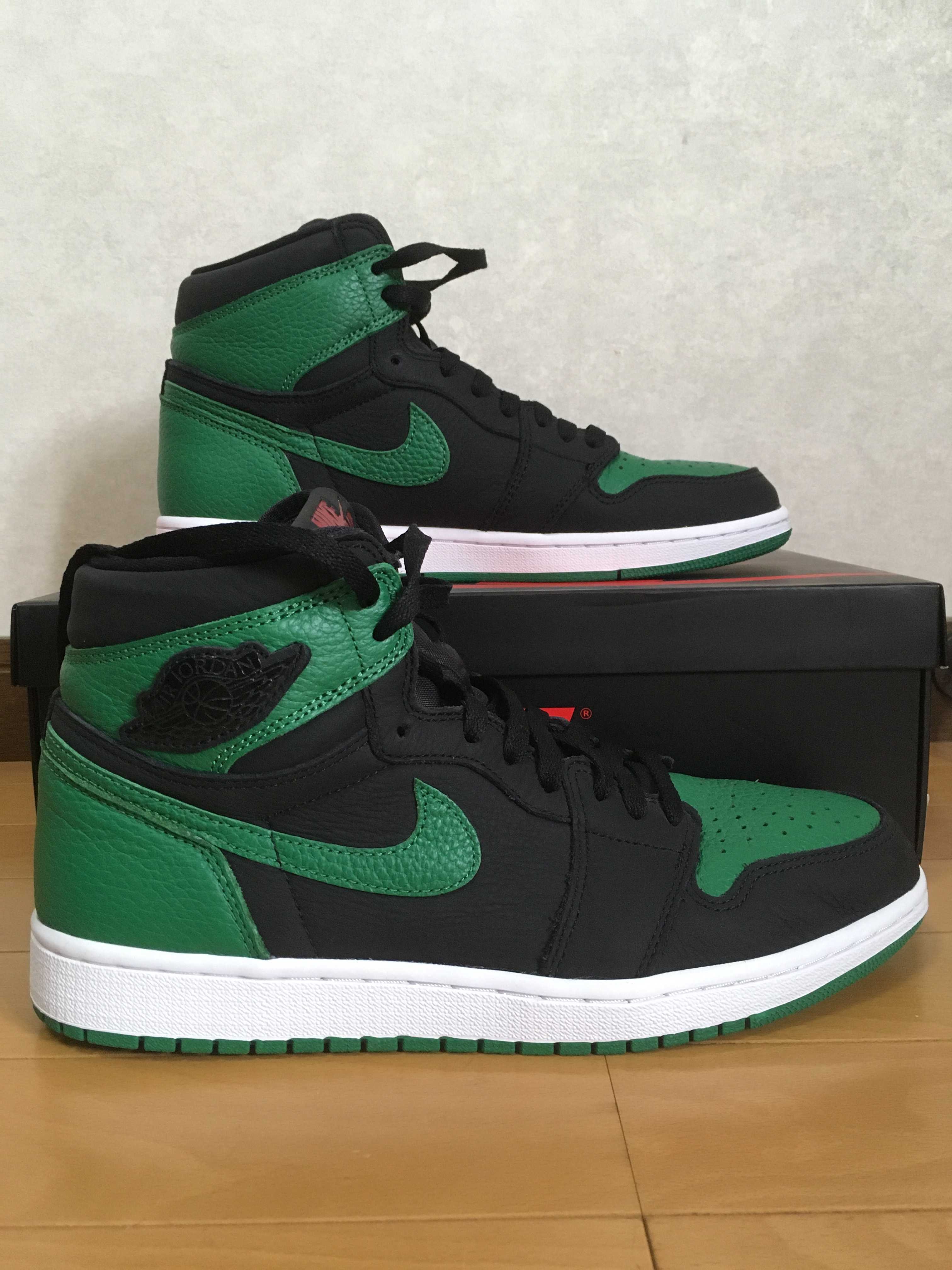 Nike Air Jordan 1 Retro High OG "Black/Pine Green" (2020)      