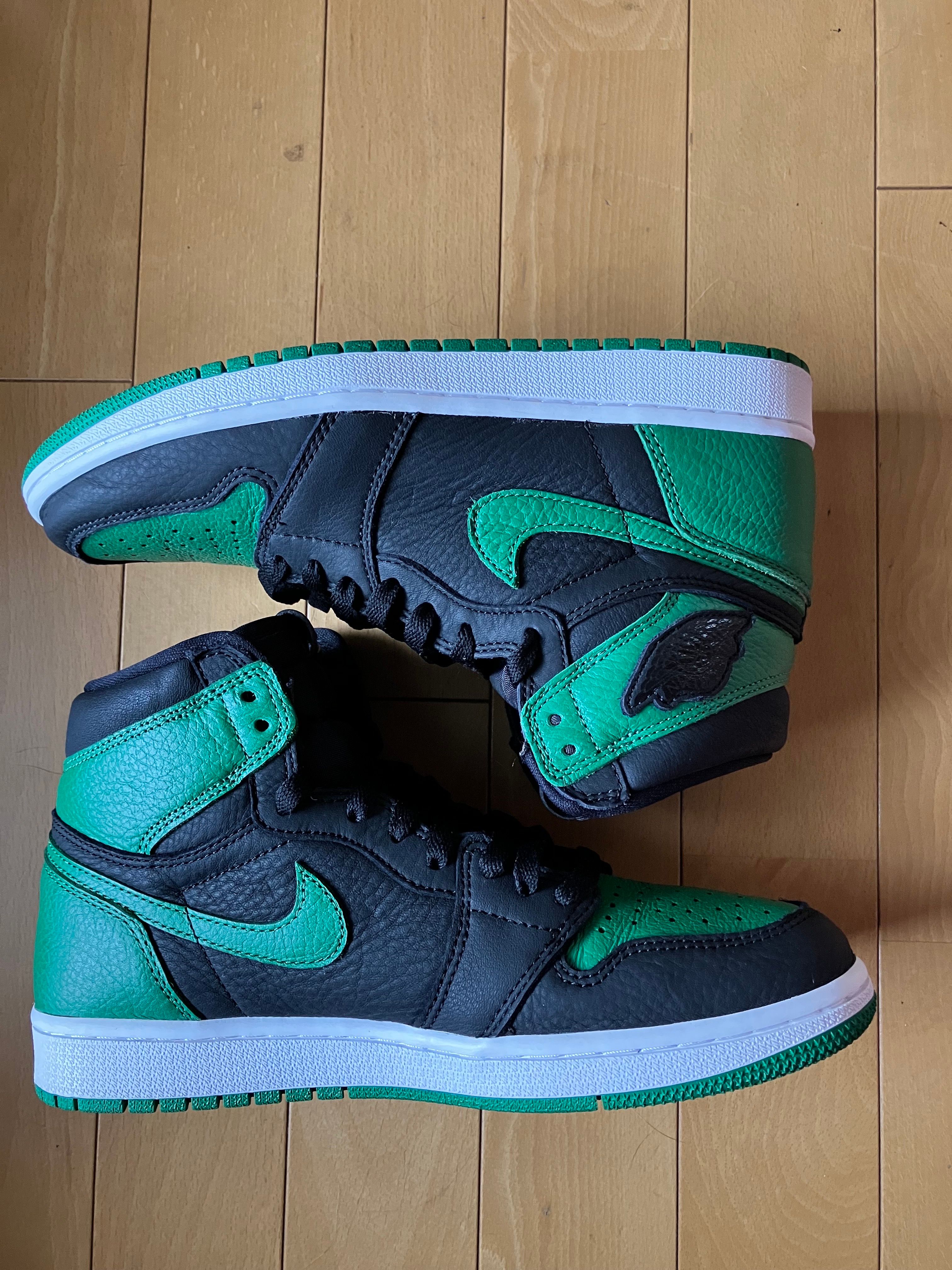 Nike Air Jordan 1 Retro High OG "Black/Pine Green" (2020)      