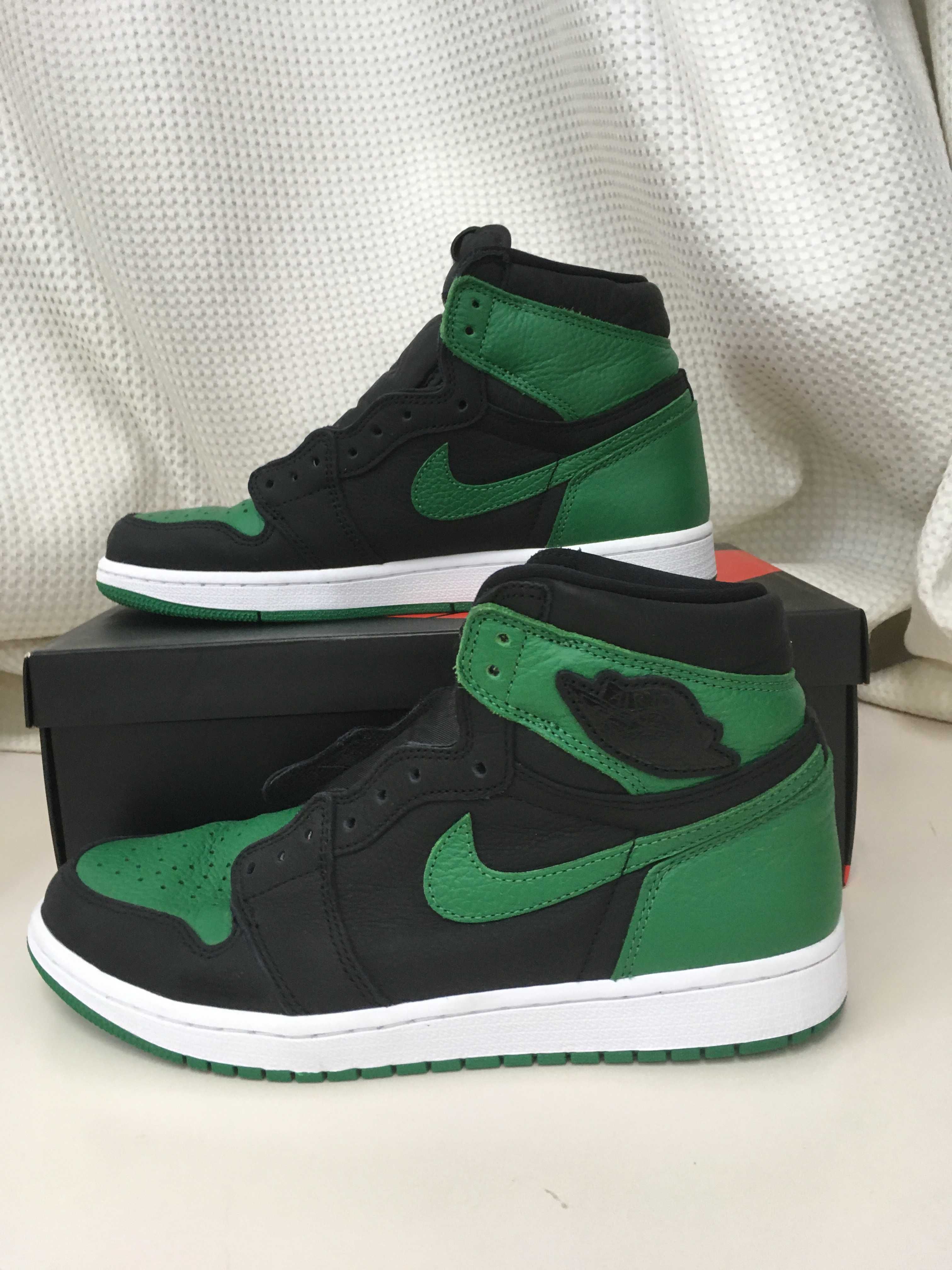 Nike Air Jordan 1 Retro High OG "Black/Pine Green" (2020)      