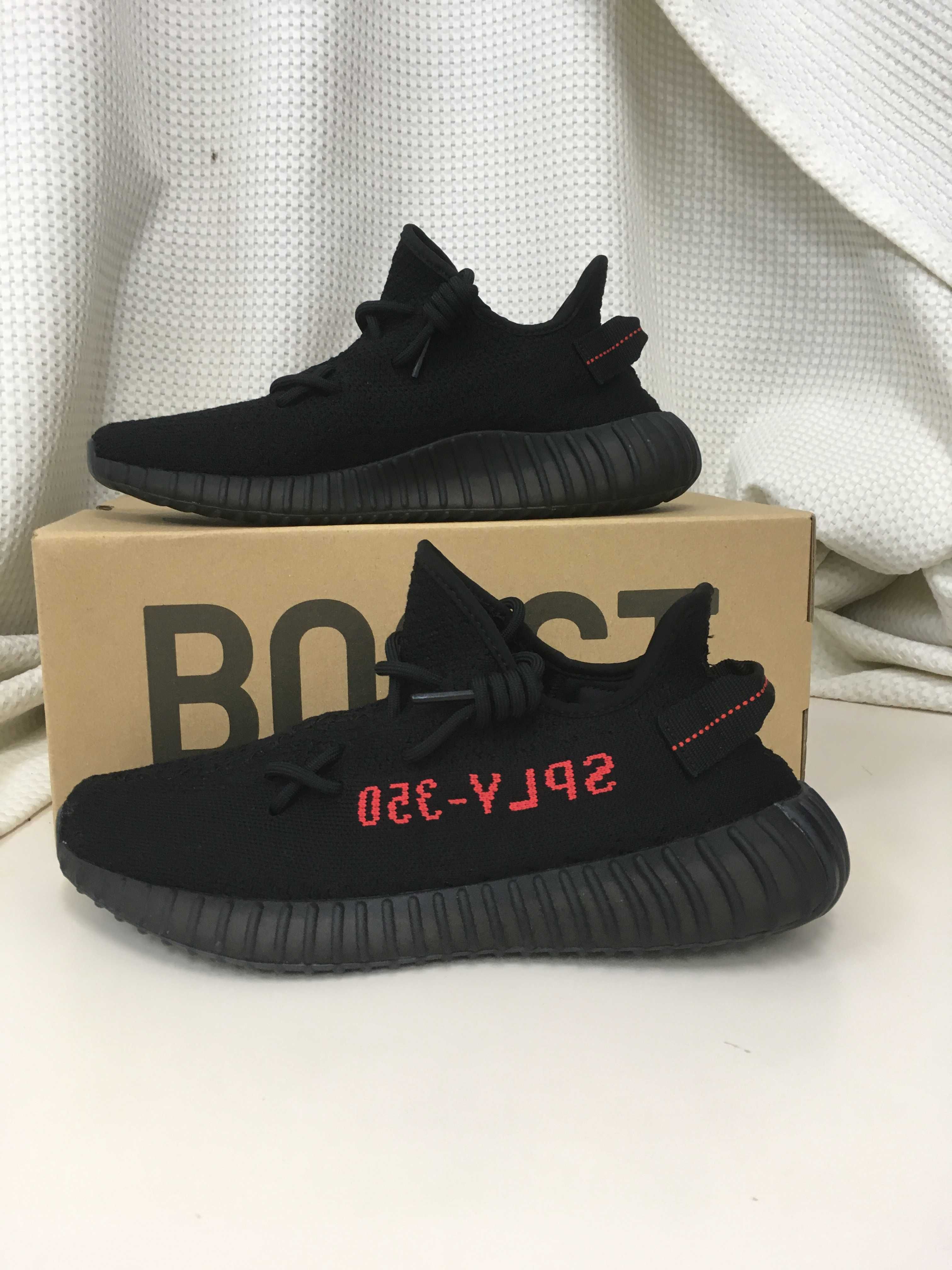 adidas YEEZY Boost 350 V2 "Core Black/Red" (2020)