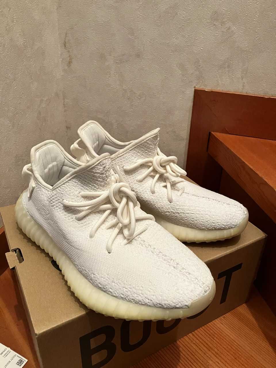 adidas YEEZY Boost 350 V2 "Cream White"