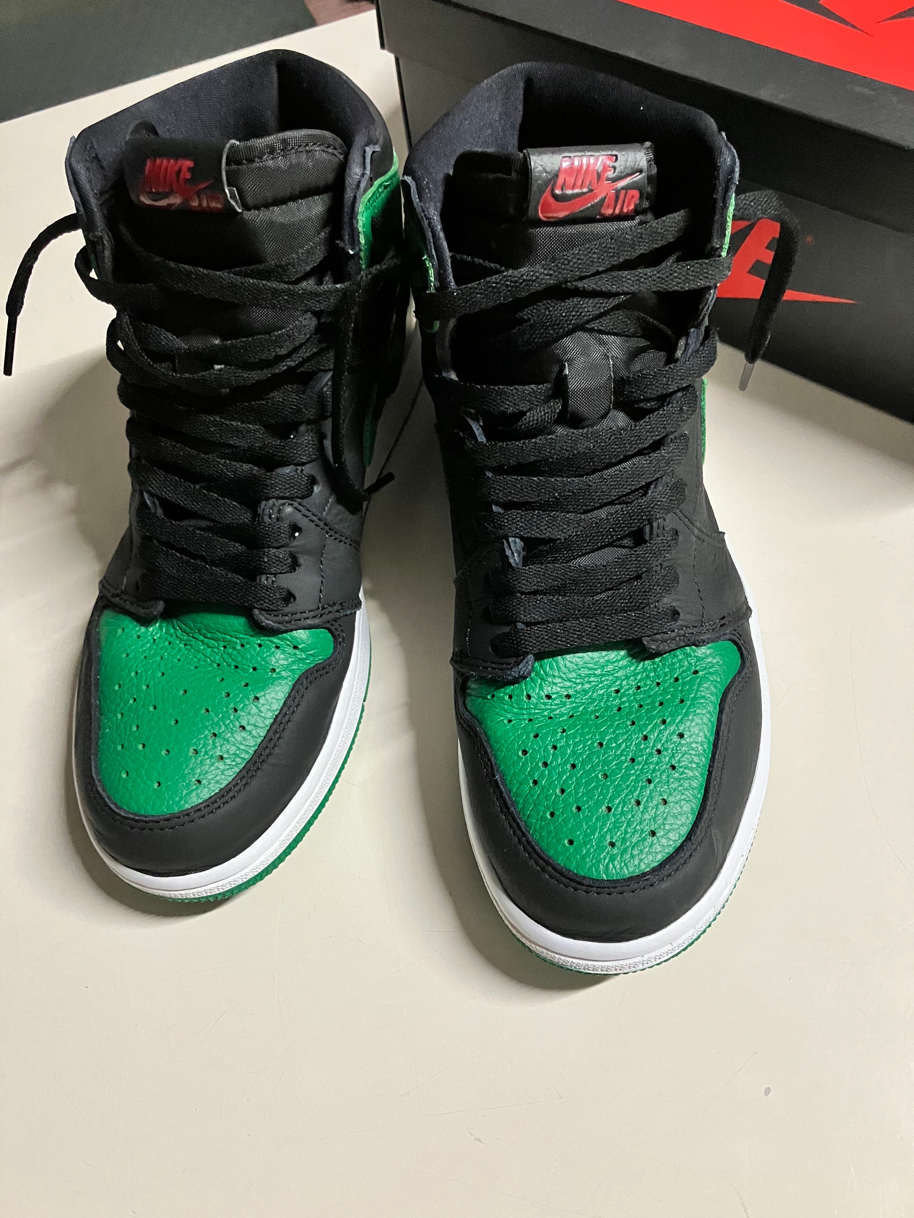 Nike Air Jordan 1 Retro High OG "Black/Pine Green" (2020)      