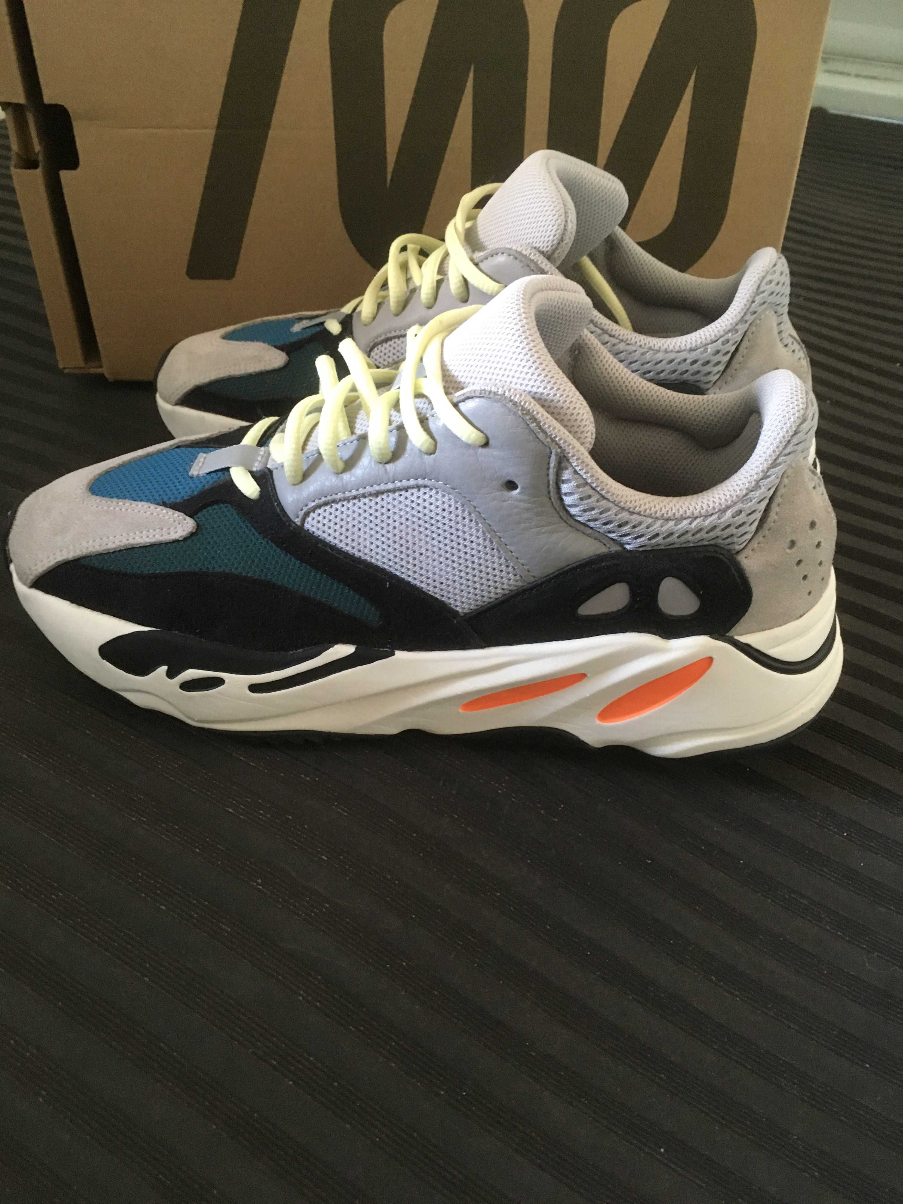 adidas YEEZY Boost 700 "Wave Runner"