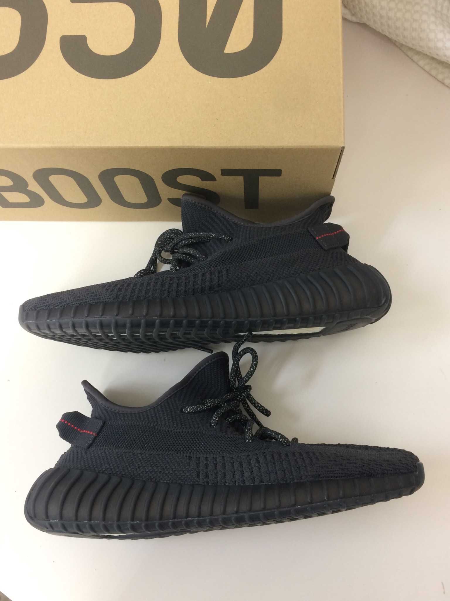 adidas YEEZY Boost 350 V2 "Black"