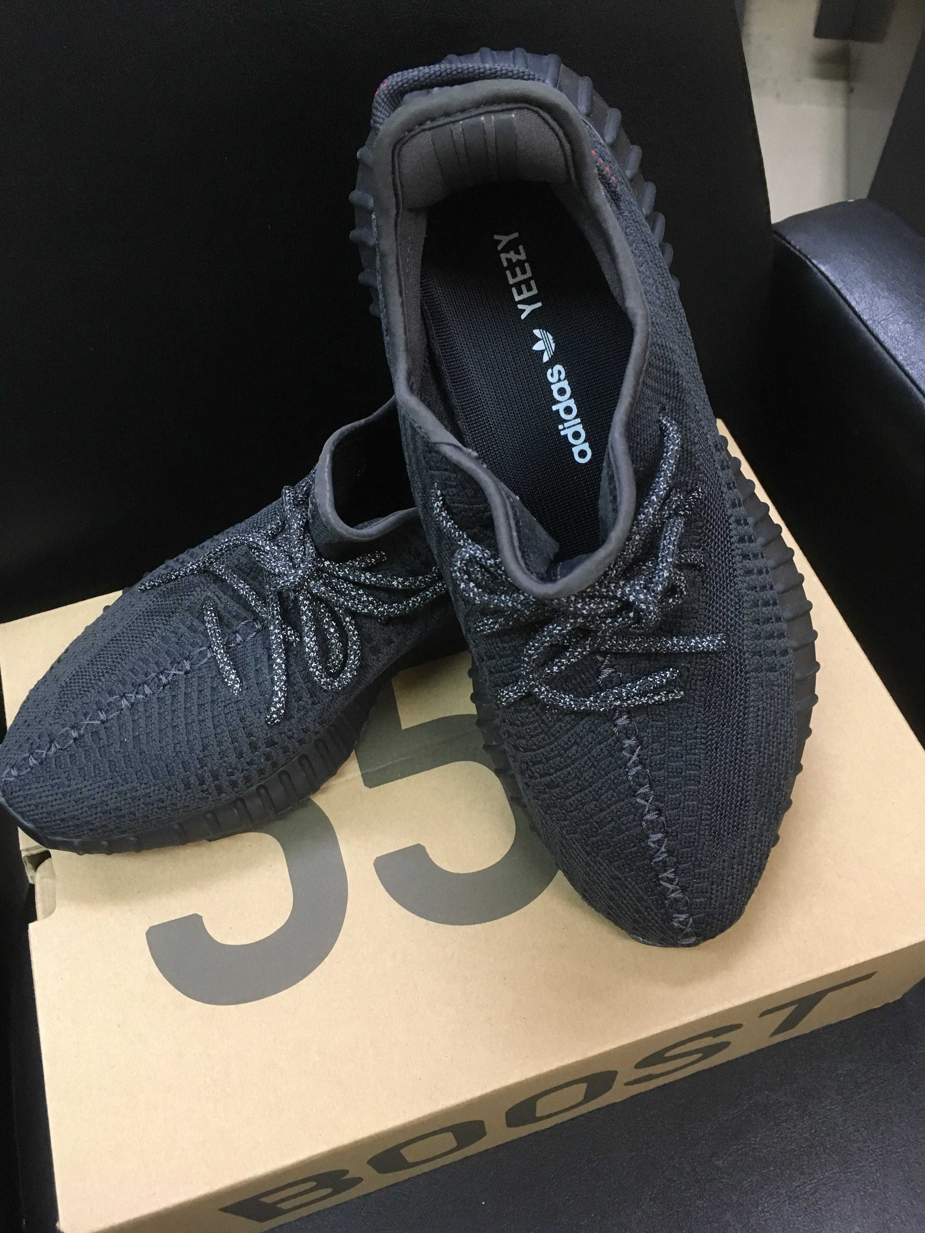adidas YEEZY Boost 350 V2 "Black"