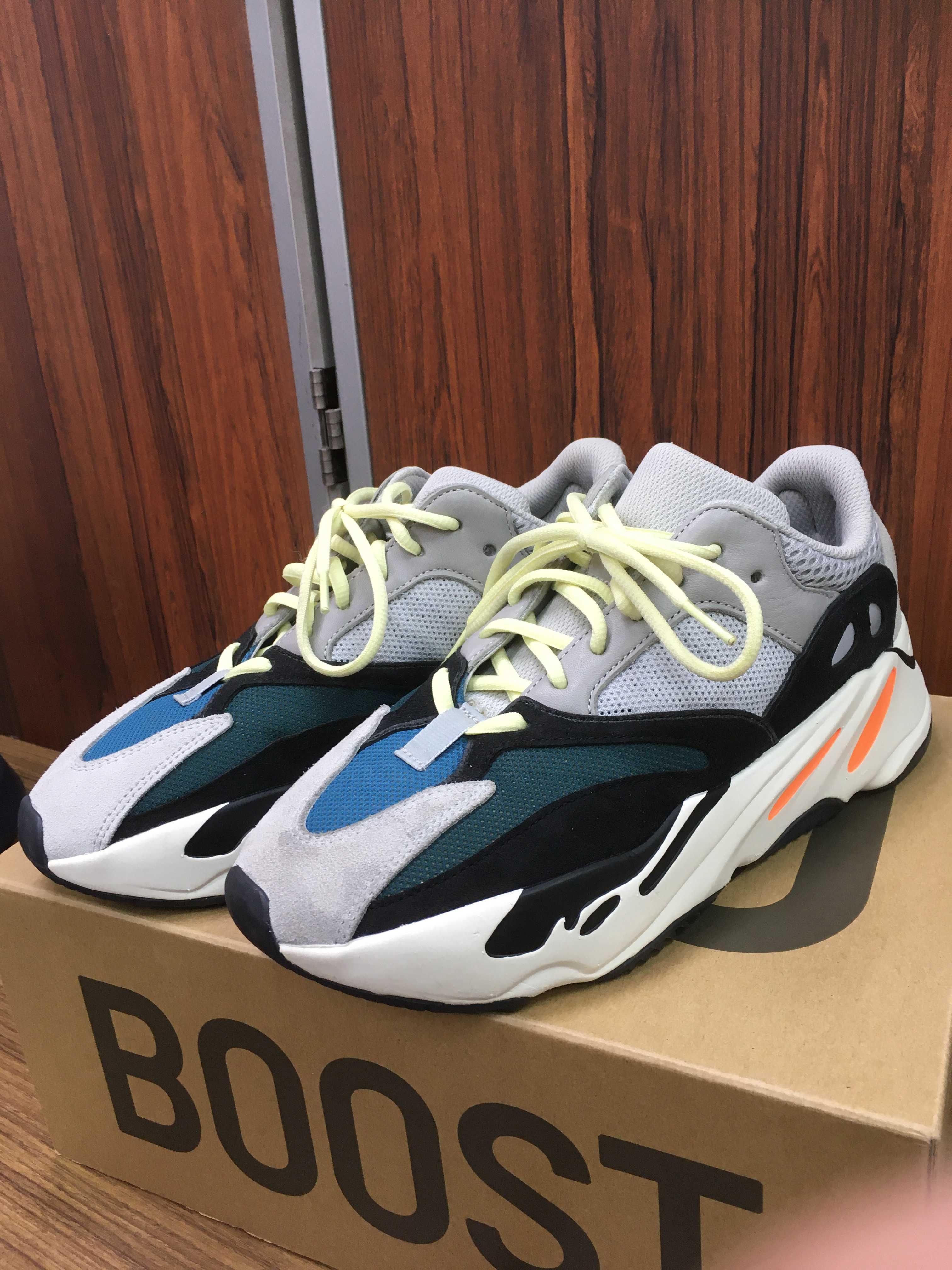 adidas YEEZY Boost 700 "Wave Runner"