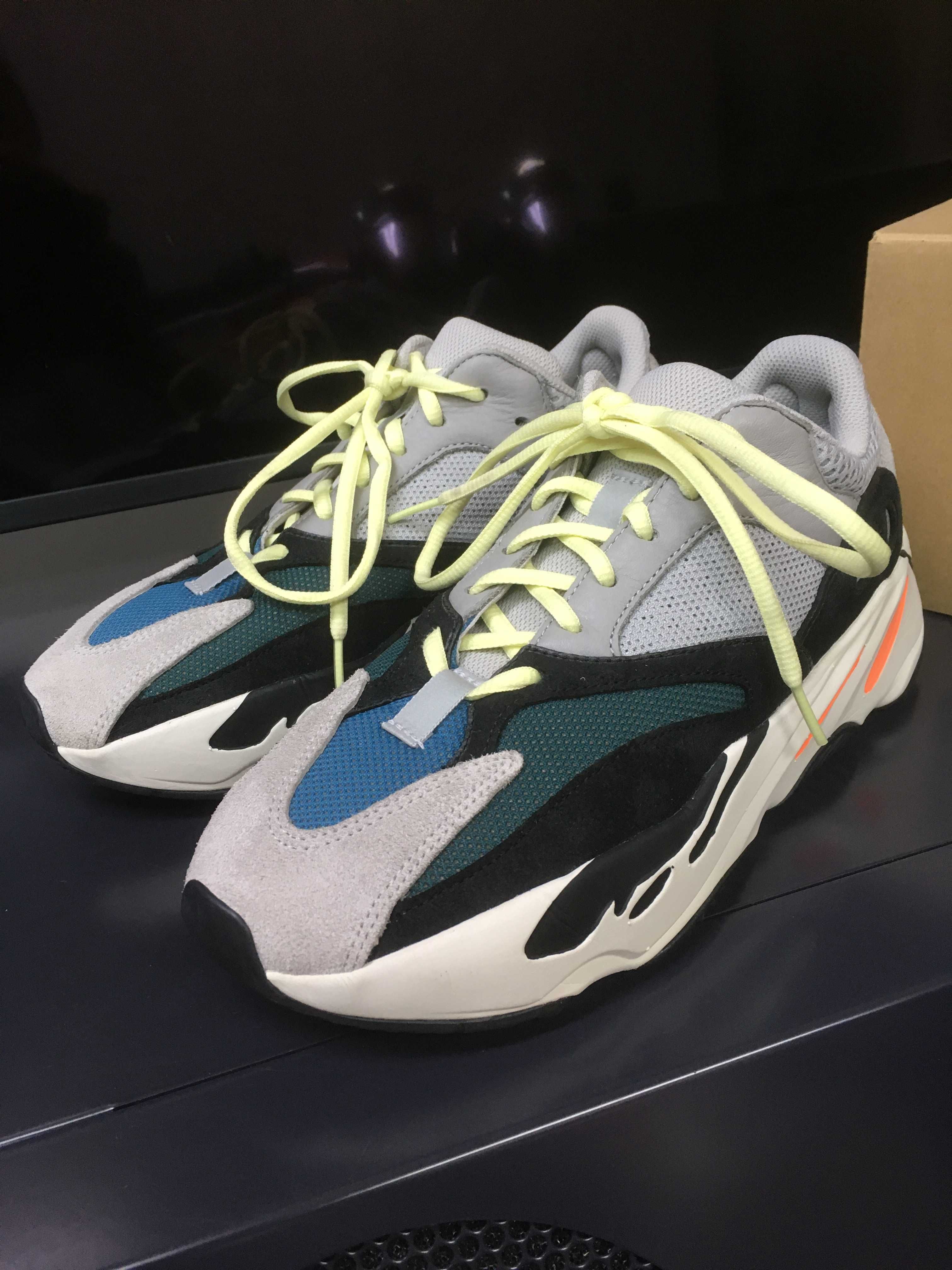 adidas YEEZY Boost 700 "Wave Runner"
