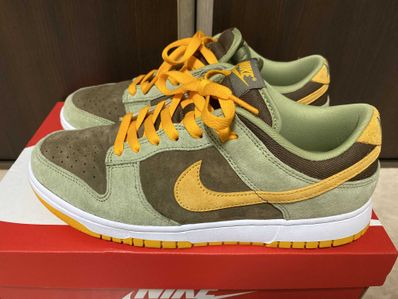 Nike Dunk Low SE "Dusty Olive"