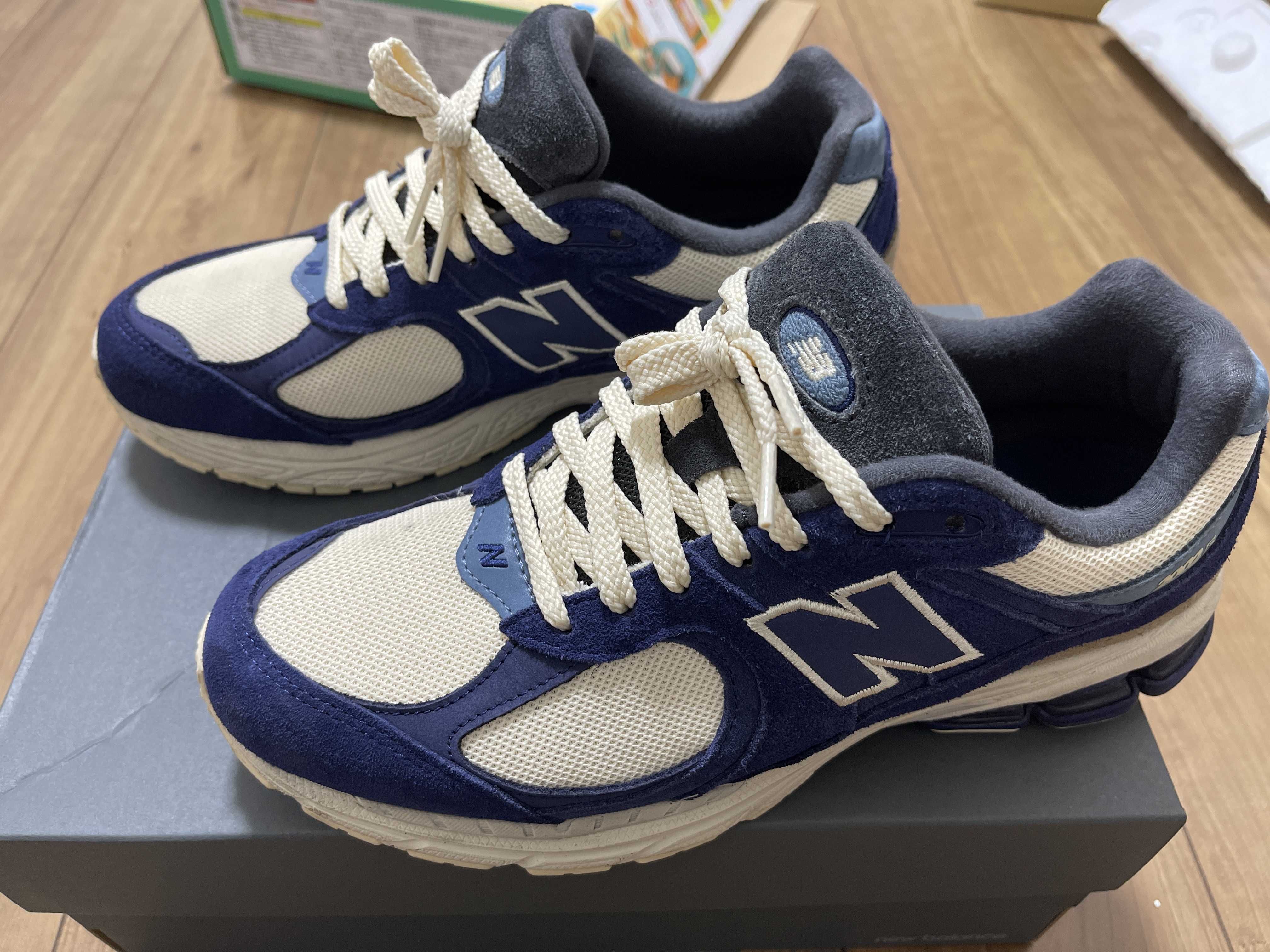 New Balance 2002R "Navy"