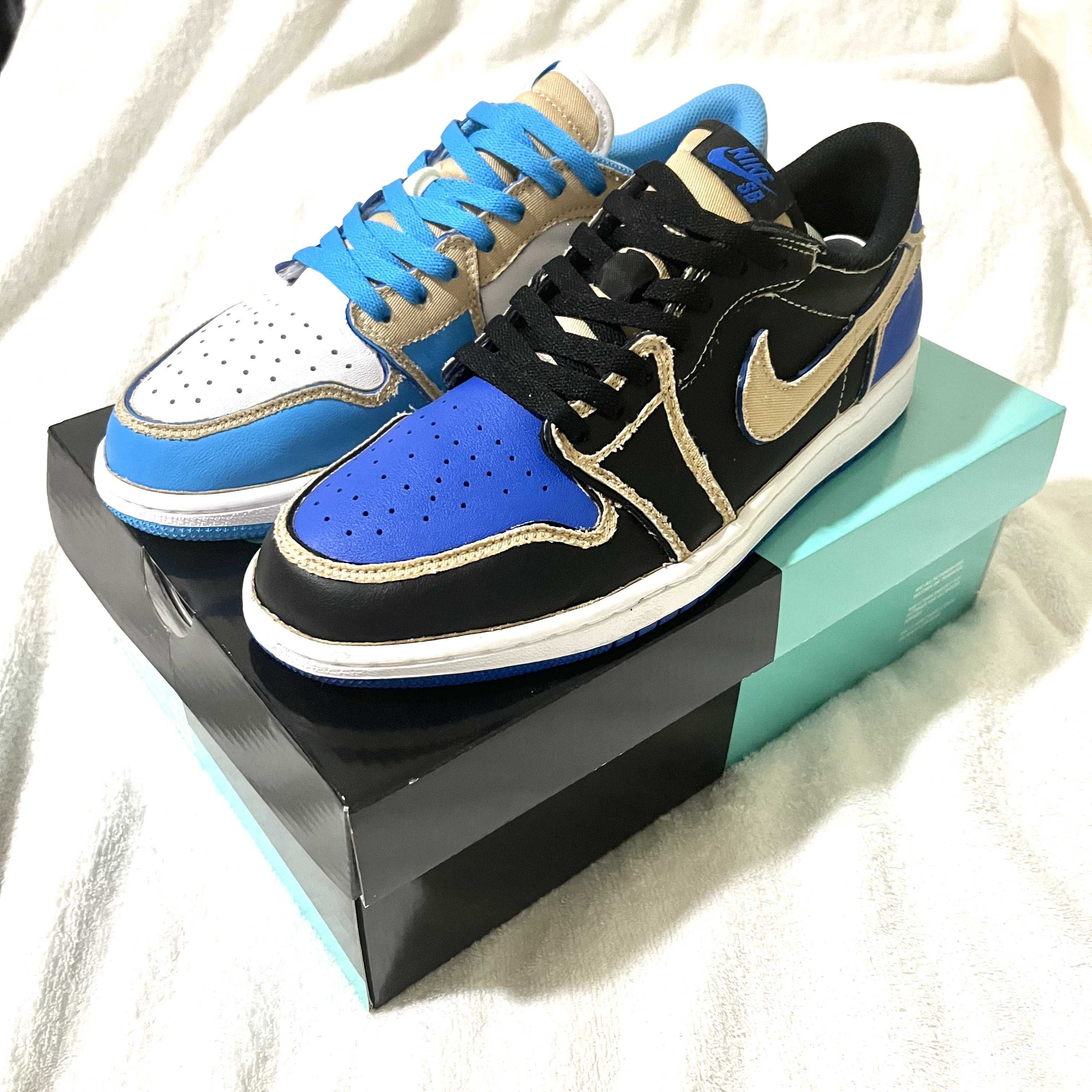 Nike SB Air Jordan 1 Low "Desert Ore/Royal Blue"