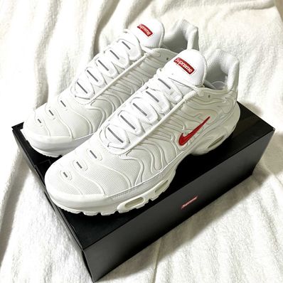 Supreme x Nike Air Max Plus TN "White/Speed Red"