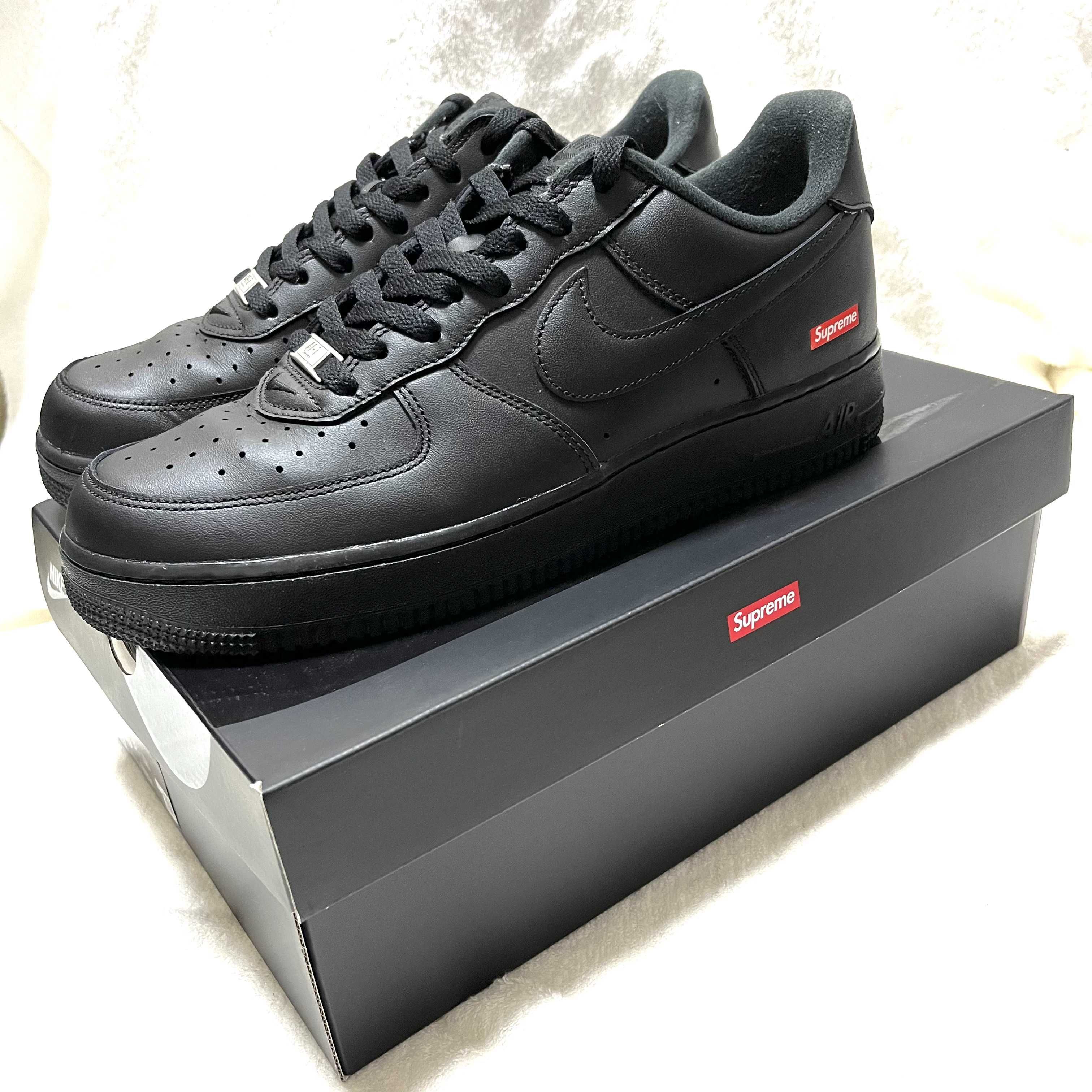 Supreme × Nike Air Force 1 Low "Black"