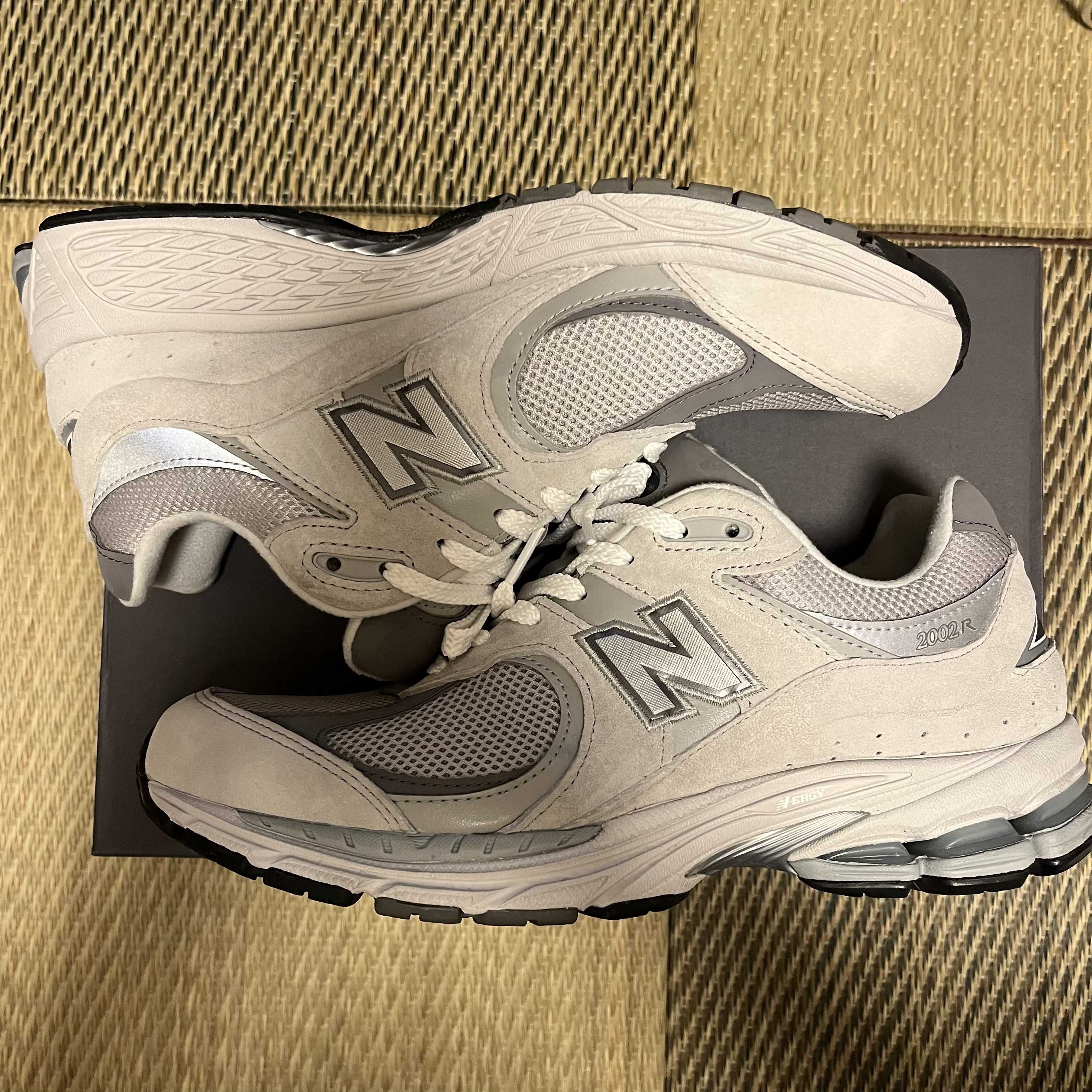 New Balance 2002R "Gray"