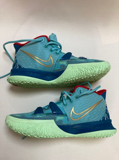 Nike Kyrie 7 Special FX "Green/Teal-Red-Metallic Gold"