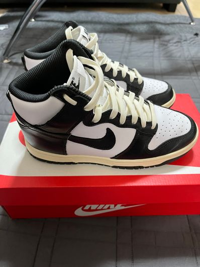 Nike Women's Dunk High "Vintage Black"