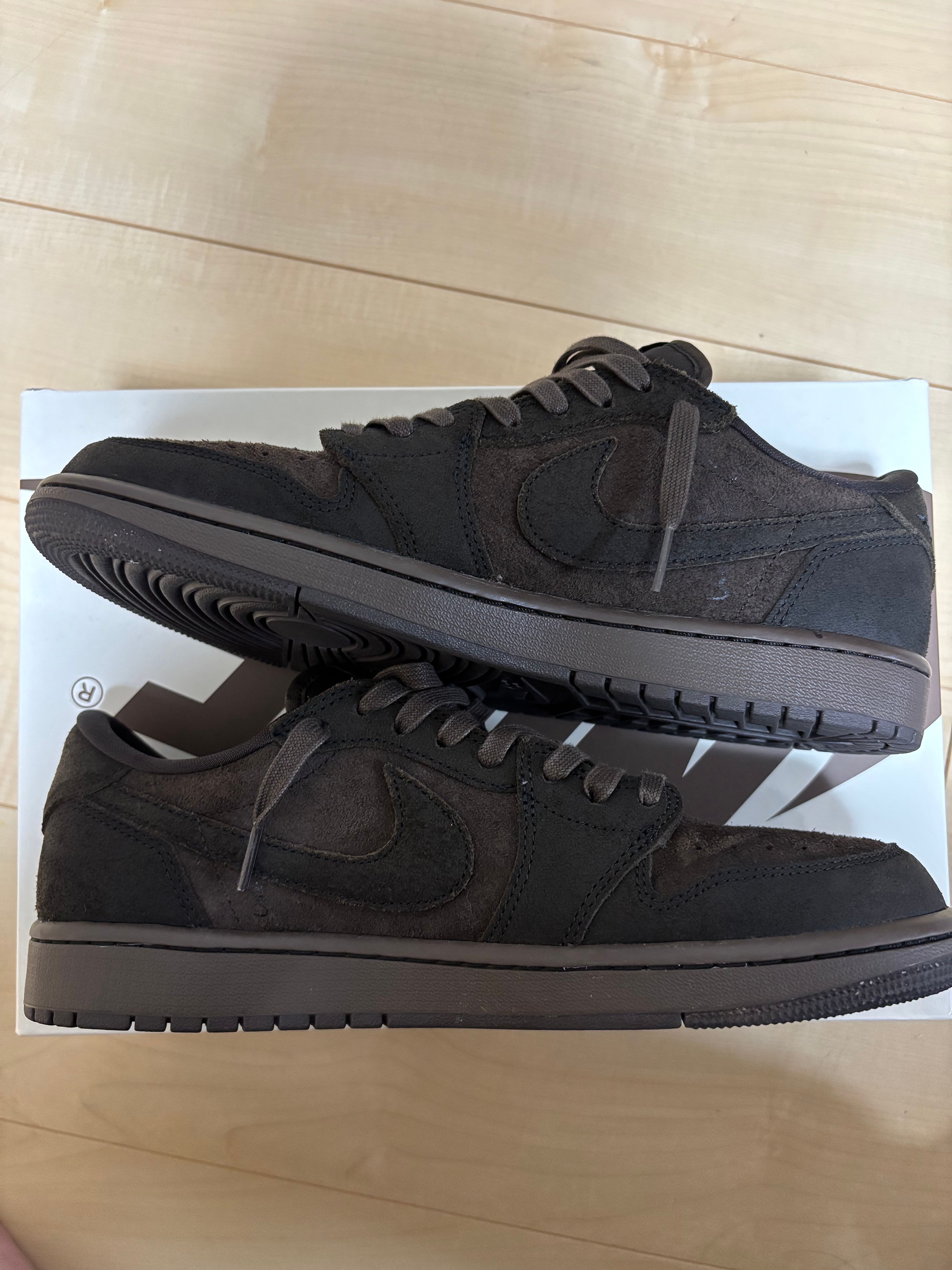 Travis Scott × Nike Air Jordan 1 Low OG SP "Velvet Brown and Dark Mocha"