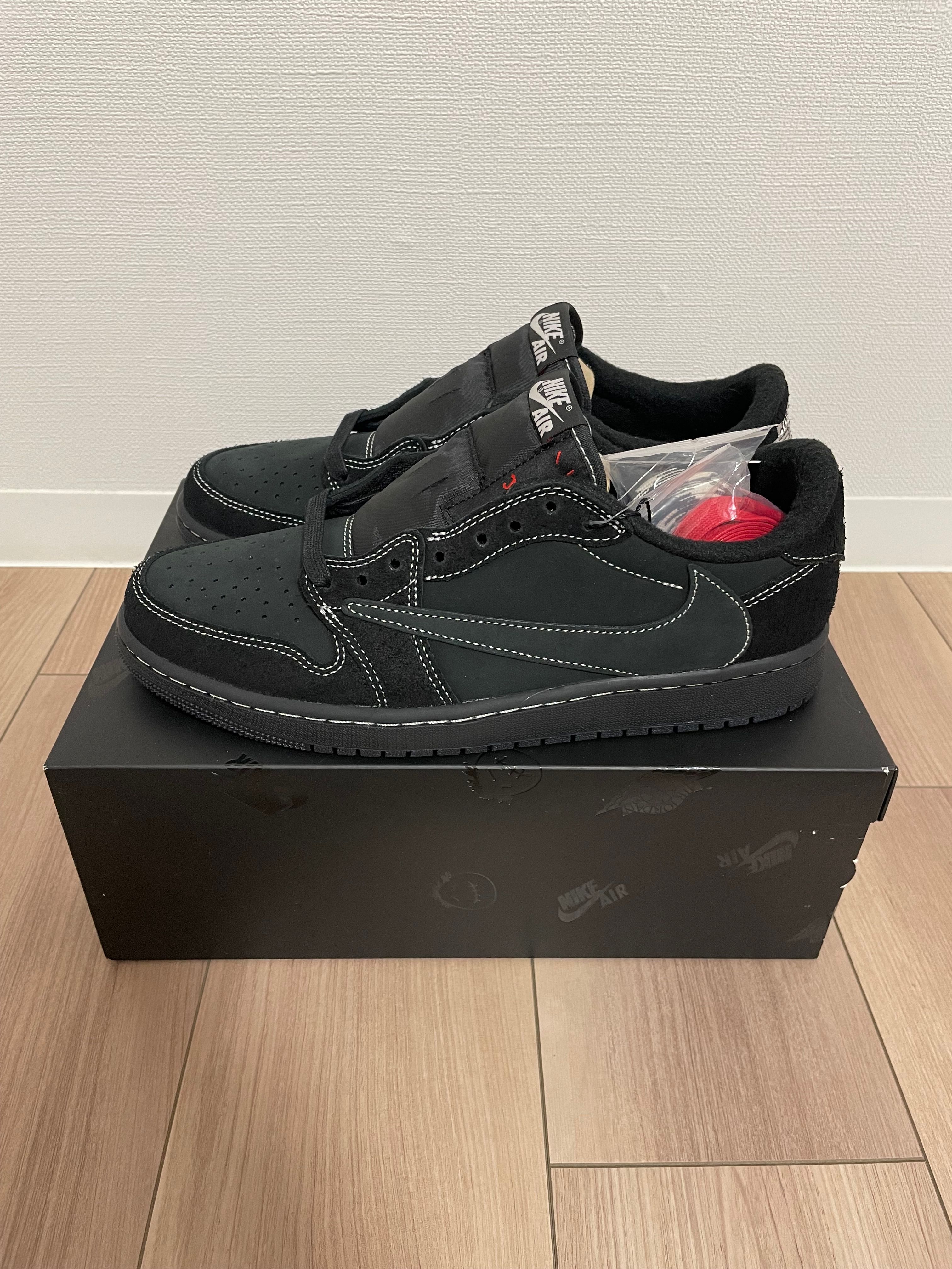 Travis Scott × Nike Air Jordan 1 Low OG SP "Black Phantom"