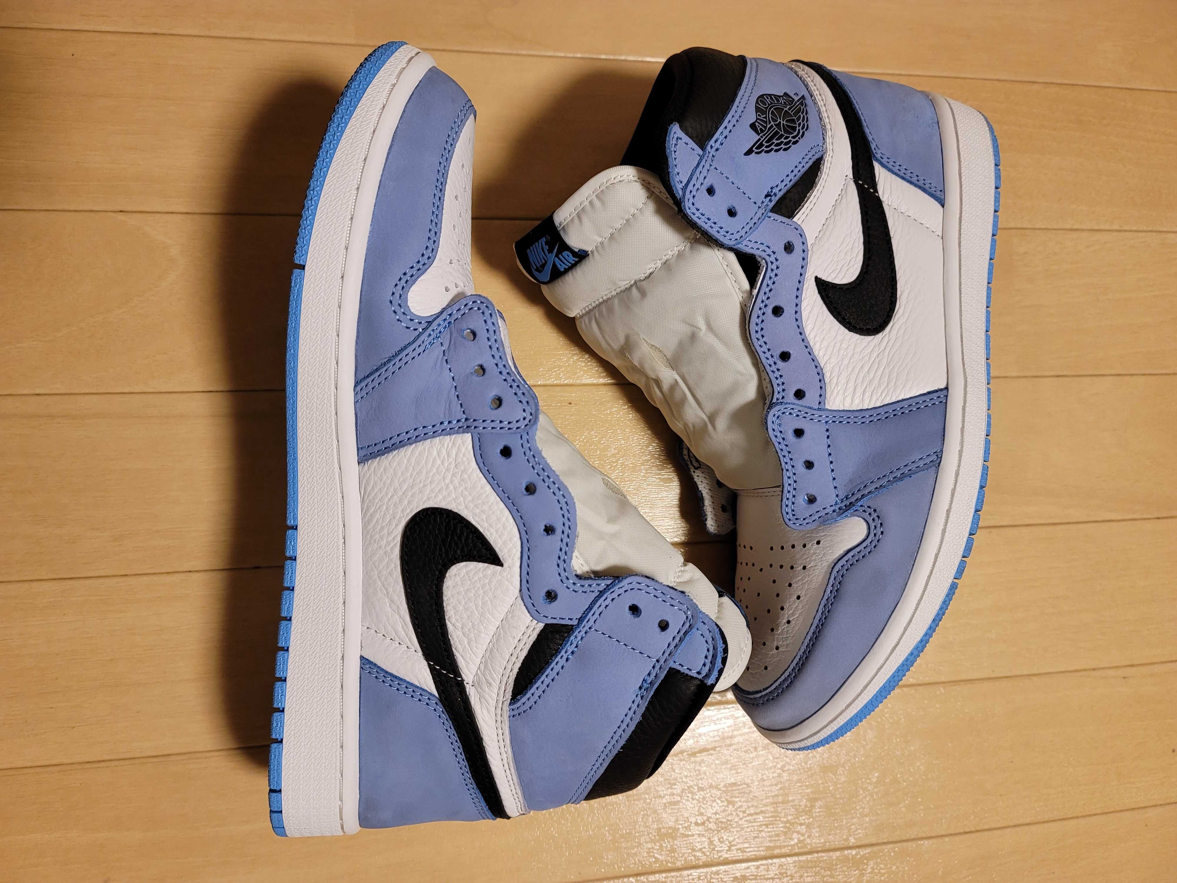 Nike Air Jordan 1 High OG "University Blue"