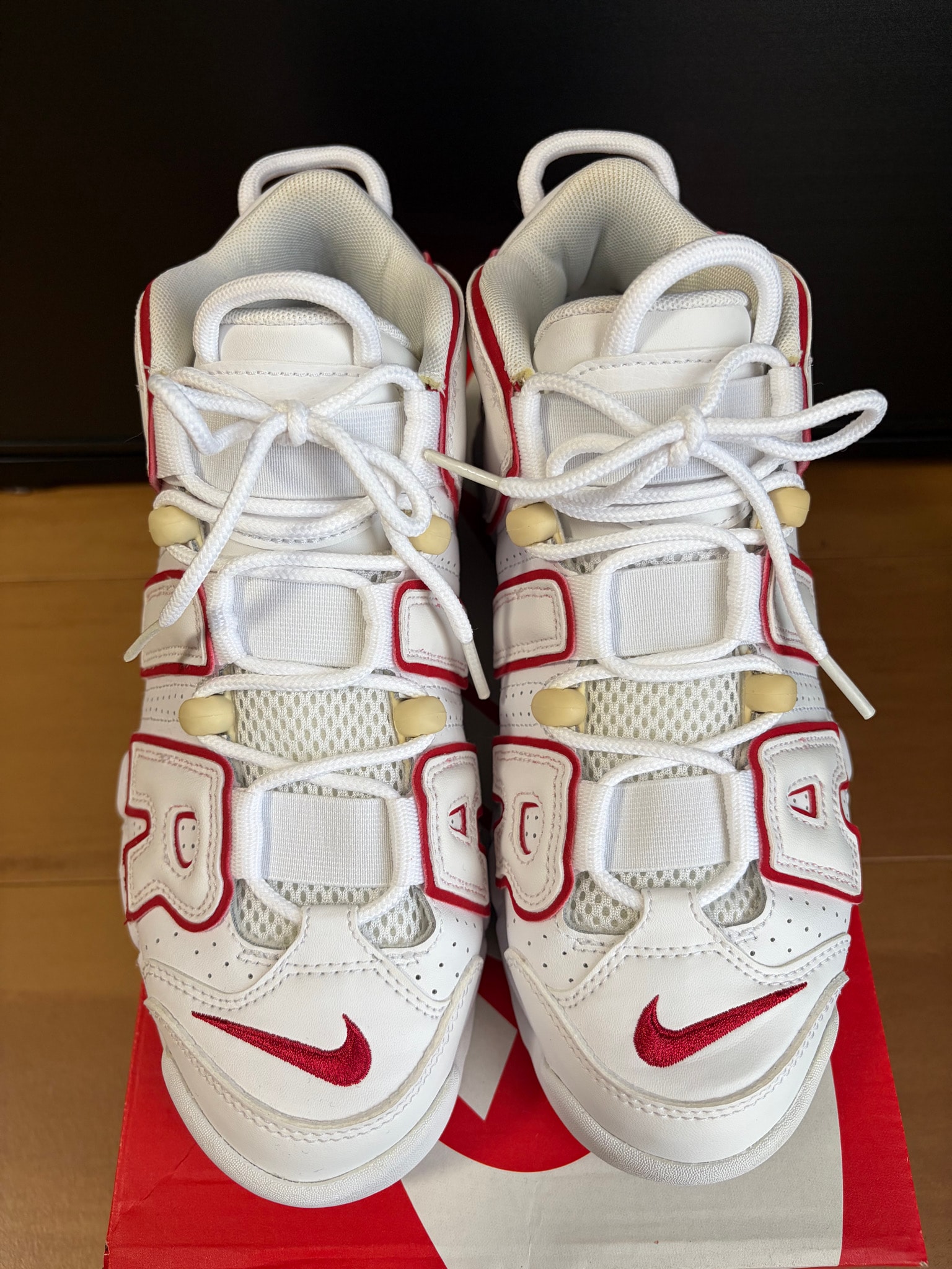 NIKE AIR MORE UPTEMPO "WHITE/VARSITY RED" (2021)