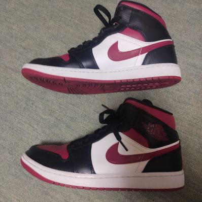 NIKE AIR JORDAN 1 MID "BLACK/RED/WHITE"
