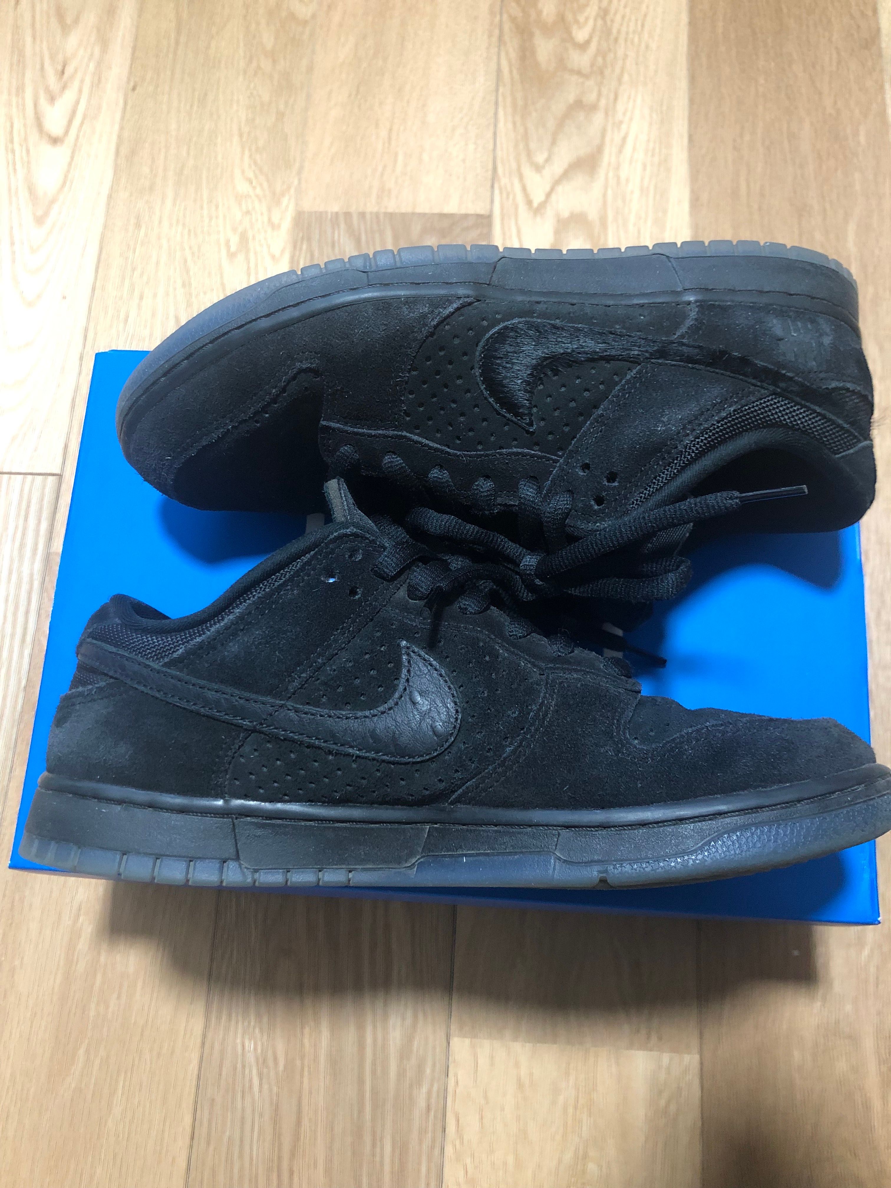 UNDEFEATED × Nike Dunk Low SP "5 ON IT"