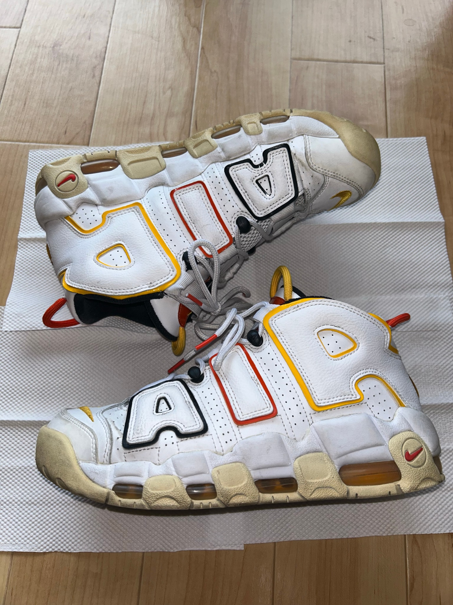 NIKE AIR MORE UPTEMPO "RAYGUNS"