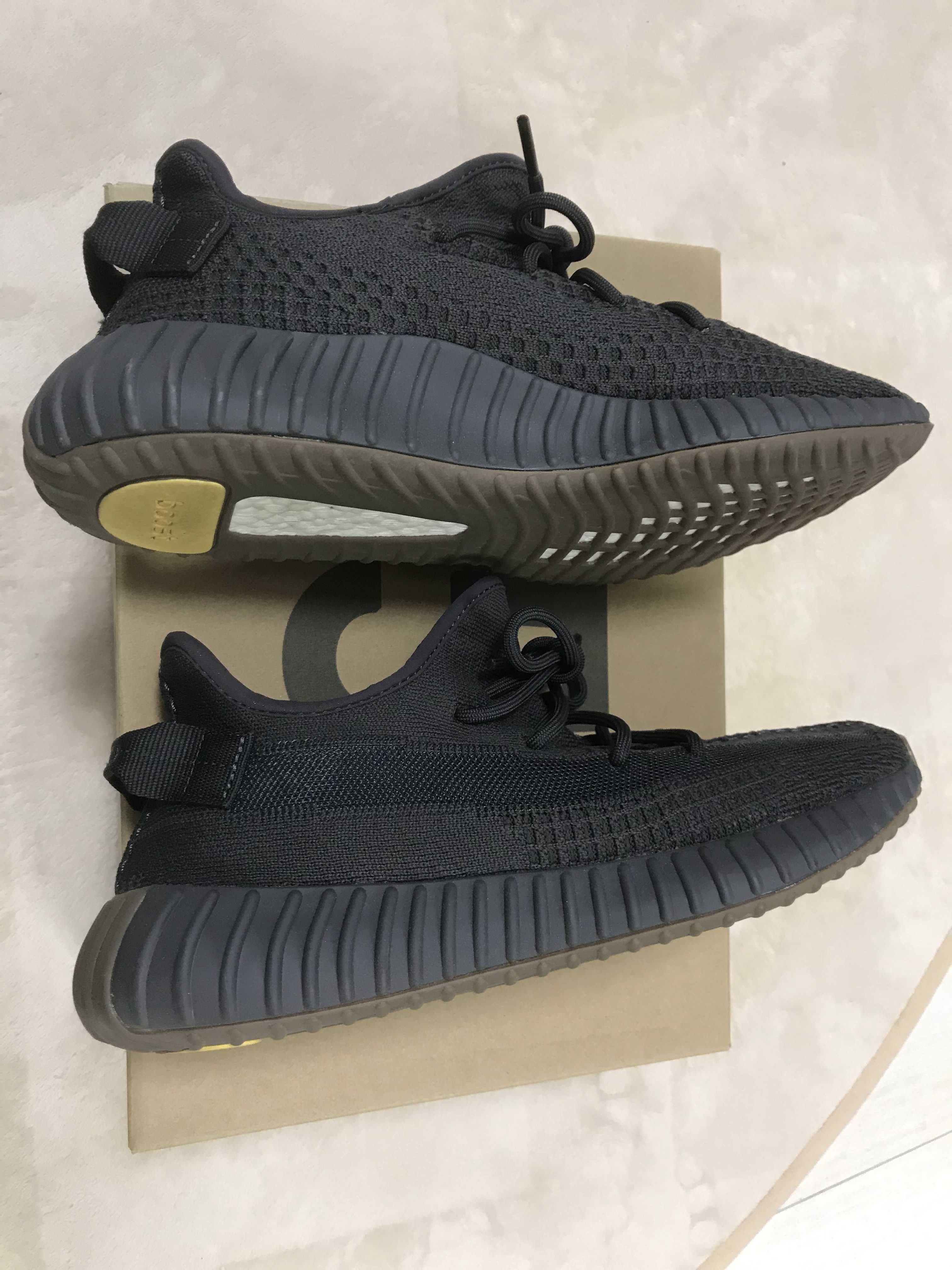  adidas YEEZY Boost 350 V2 "Cinder"