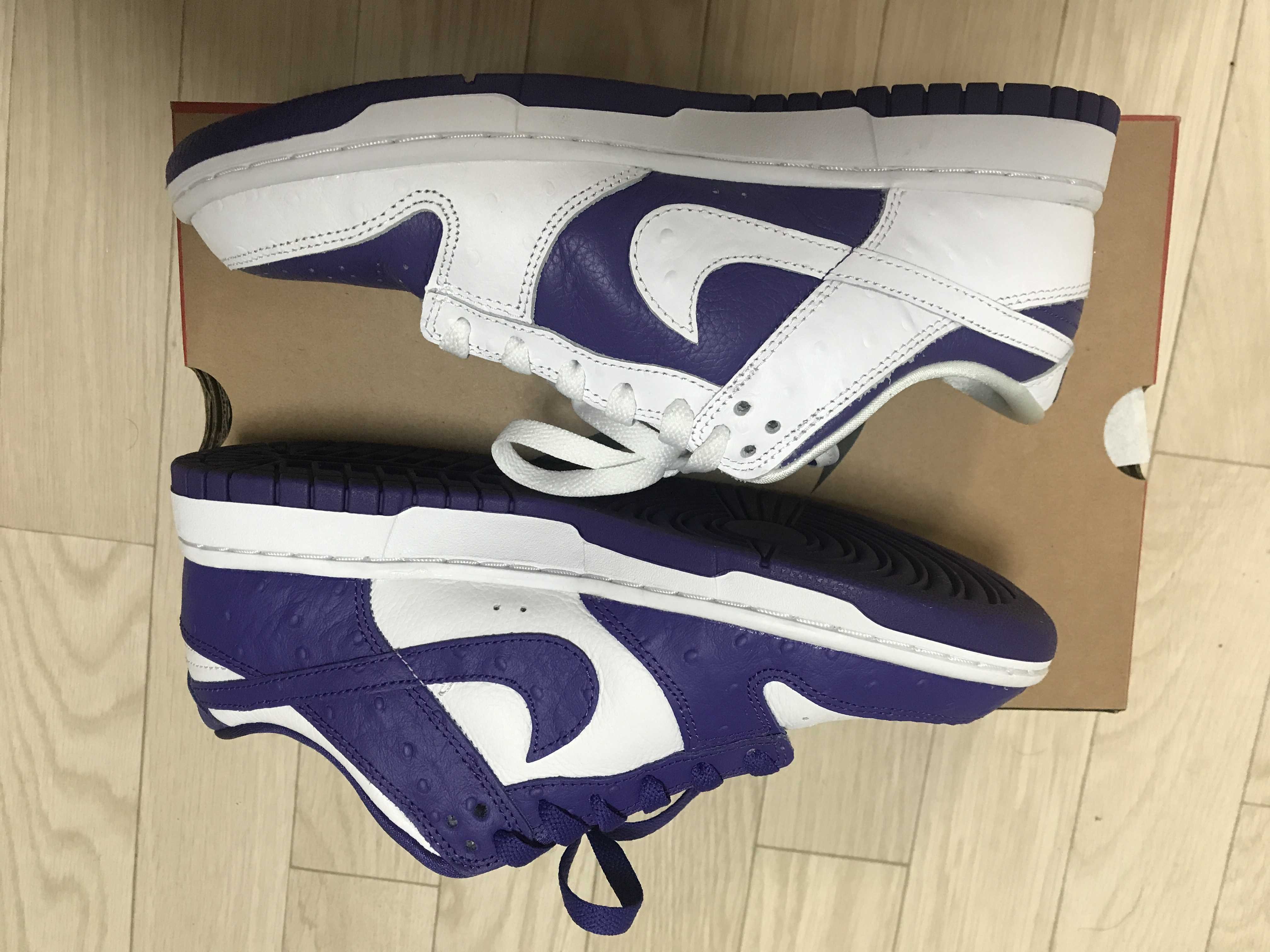 Nike Women's Dunk Low "Made You Look"