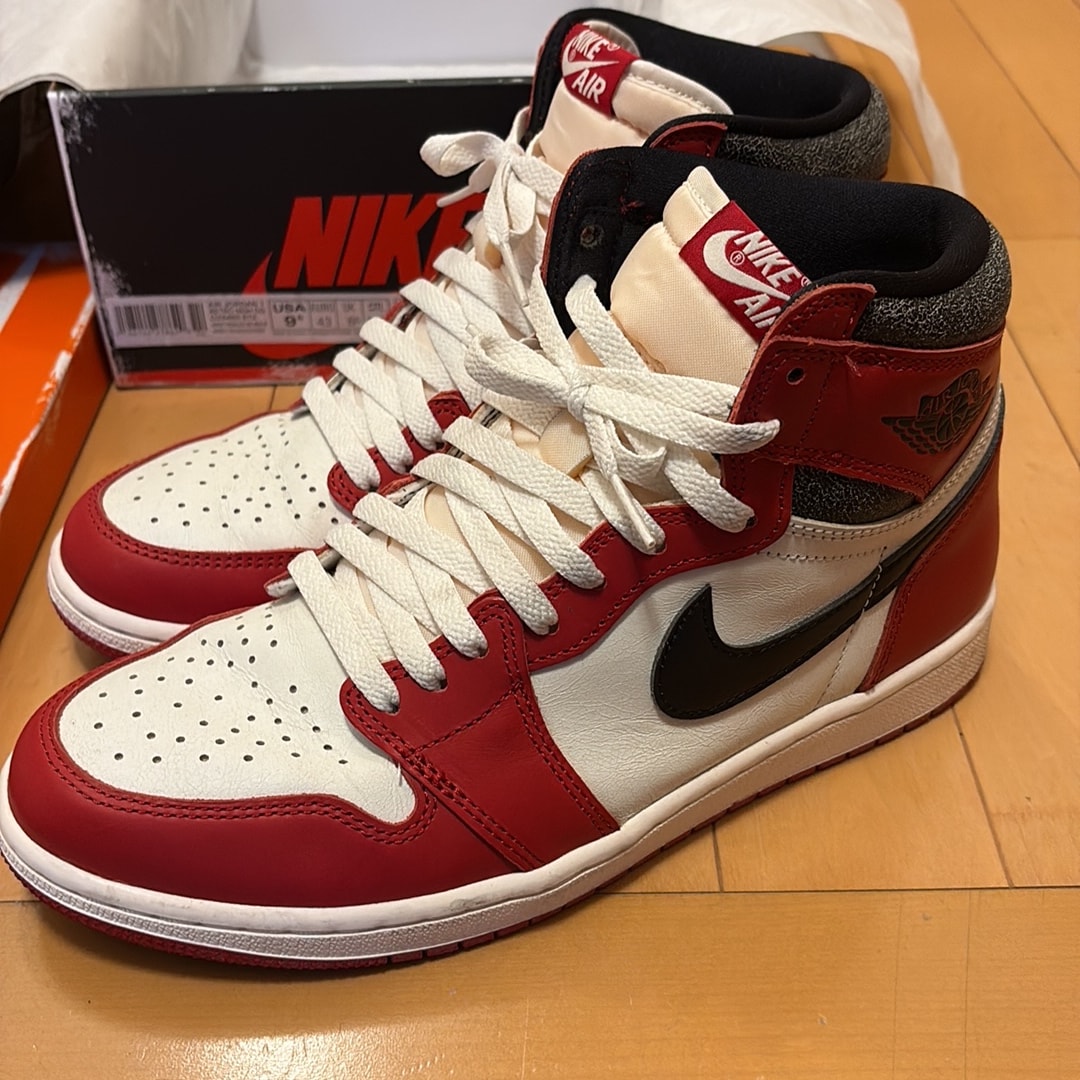 Nike Air Jordan 1 High OG "Lost & Found/Chicago"