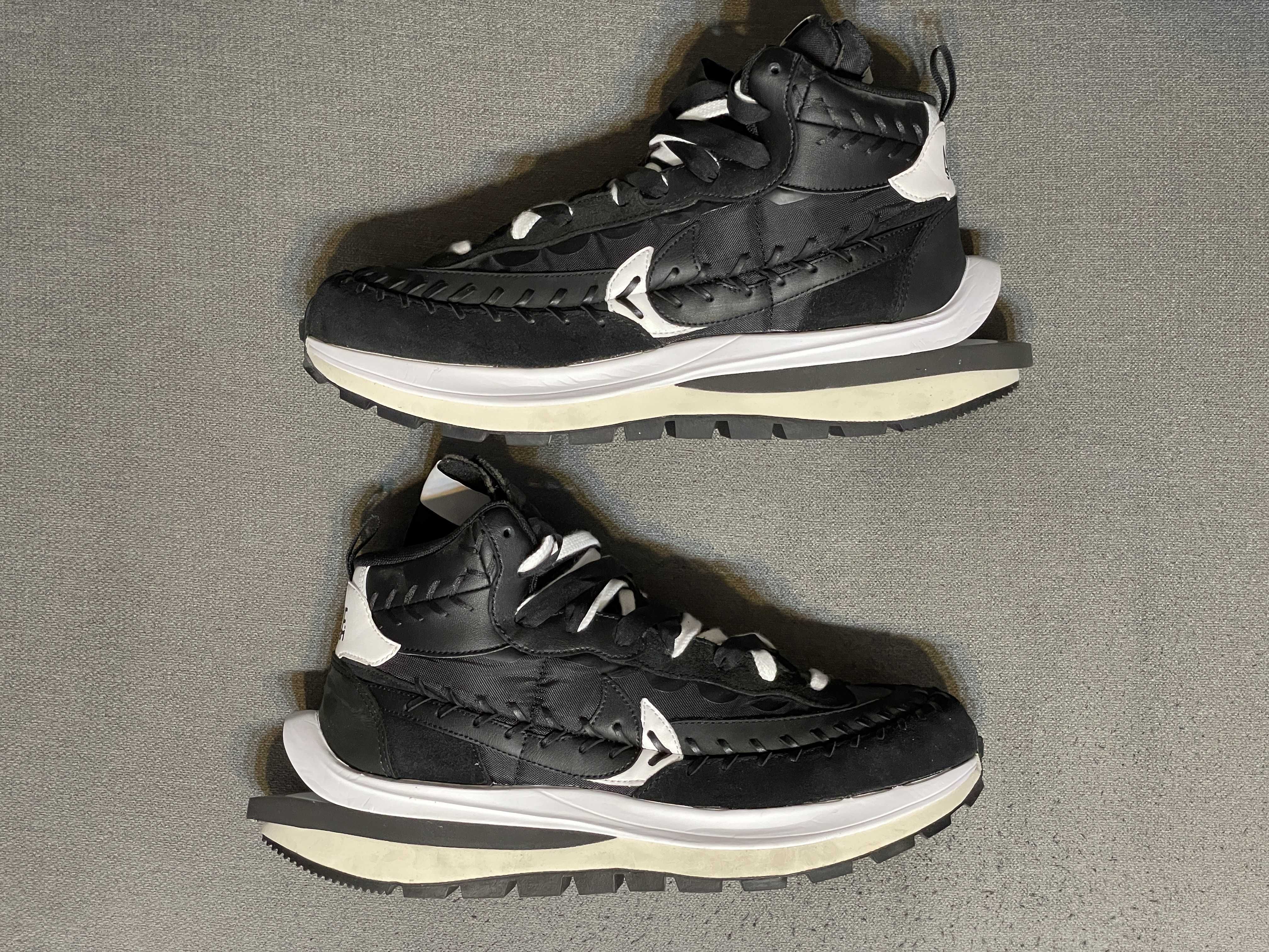 Jean-Paul Gaultier × sacai × Nike Vapor Waffle "Black/Black-White"