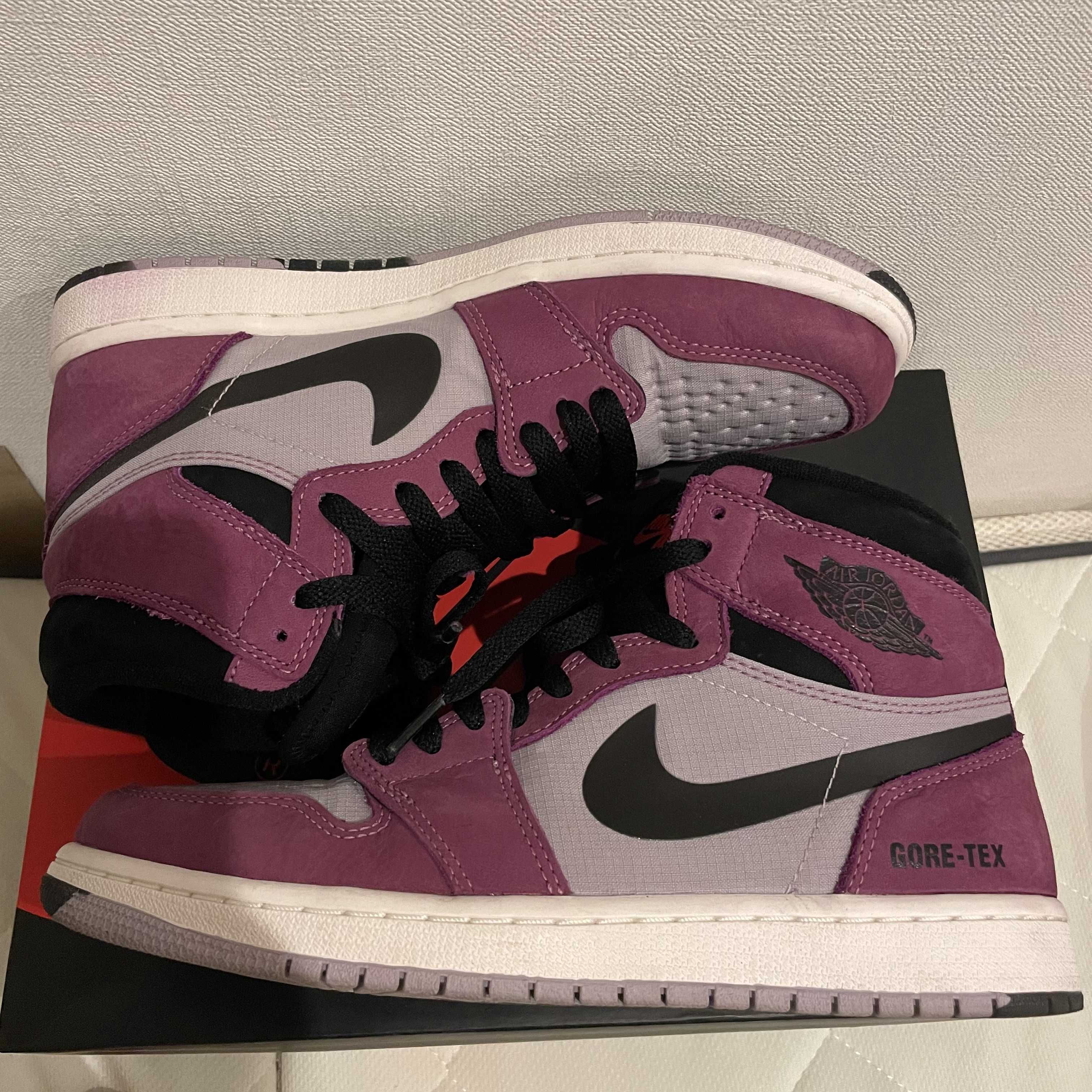 Nike Air Jordan 1 Element GORE-TEX "Berry"
