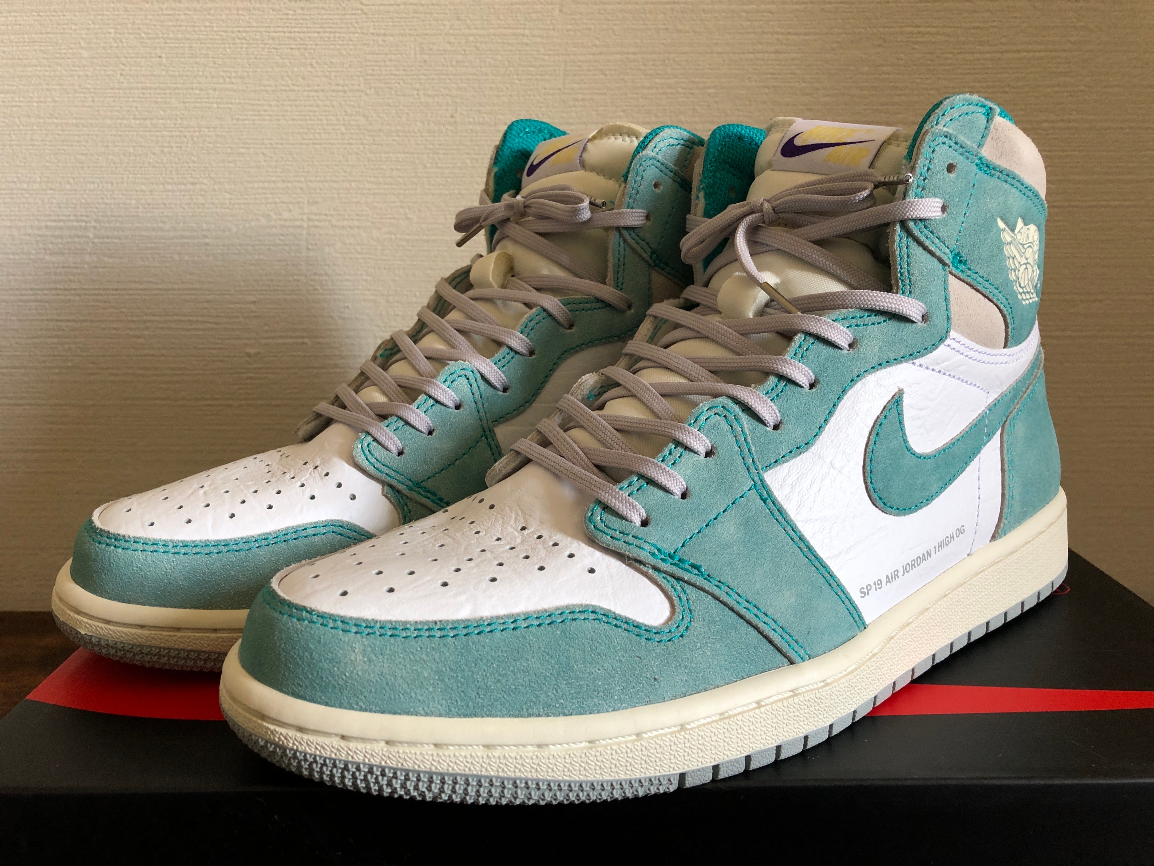 Nike Air Jordan 1 Retro High OG "Turbo Green"