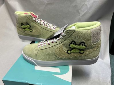 Flog Skateboards × Nike QS SB Zoom Blazer Mid