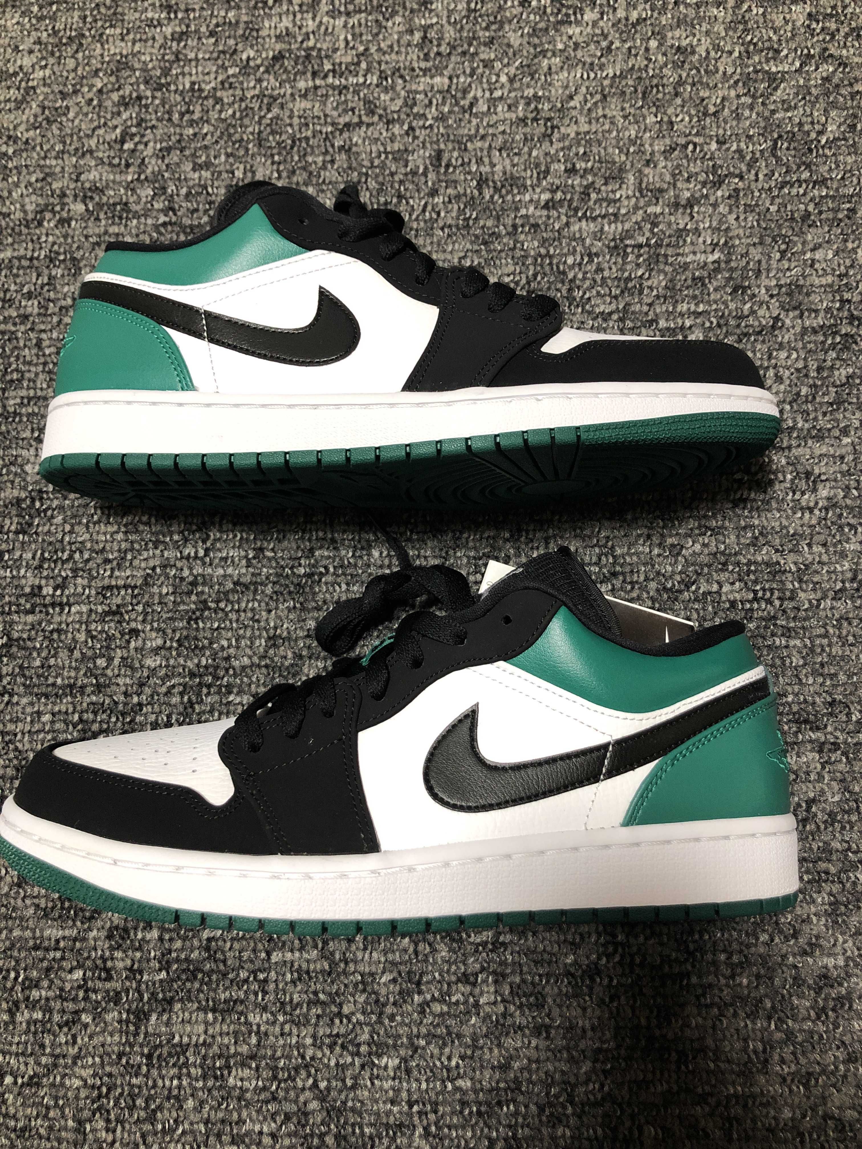 Nike Air Jordan 1 Low "White Black Mystic Green"