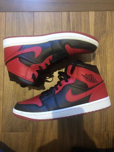 Nike Air Jordan 1 Mid "Bred"