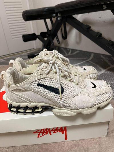 STUSSY × NIKE AIR ZOOM SPIRIDON CAGED