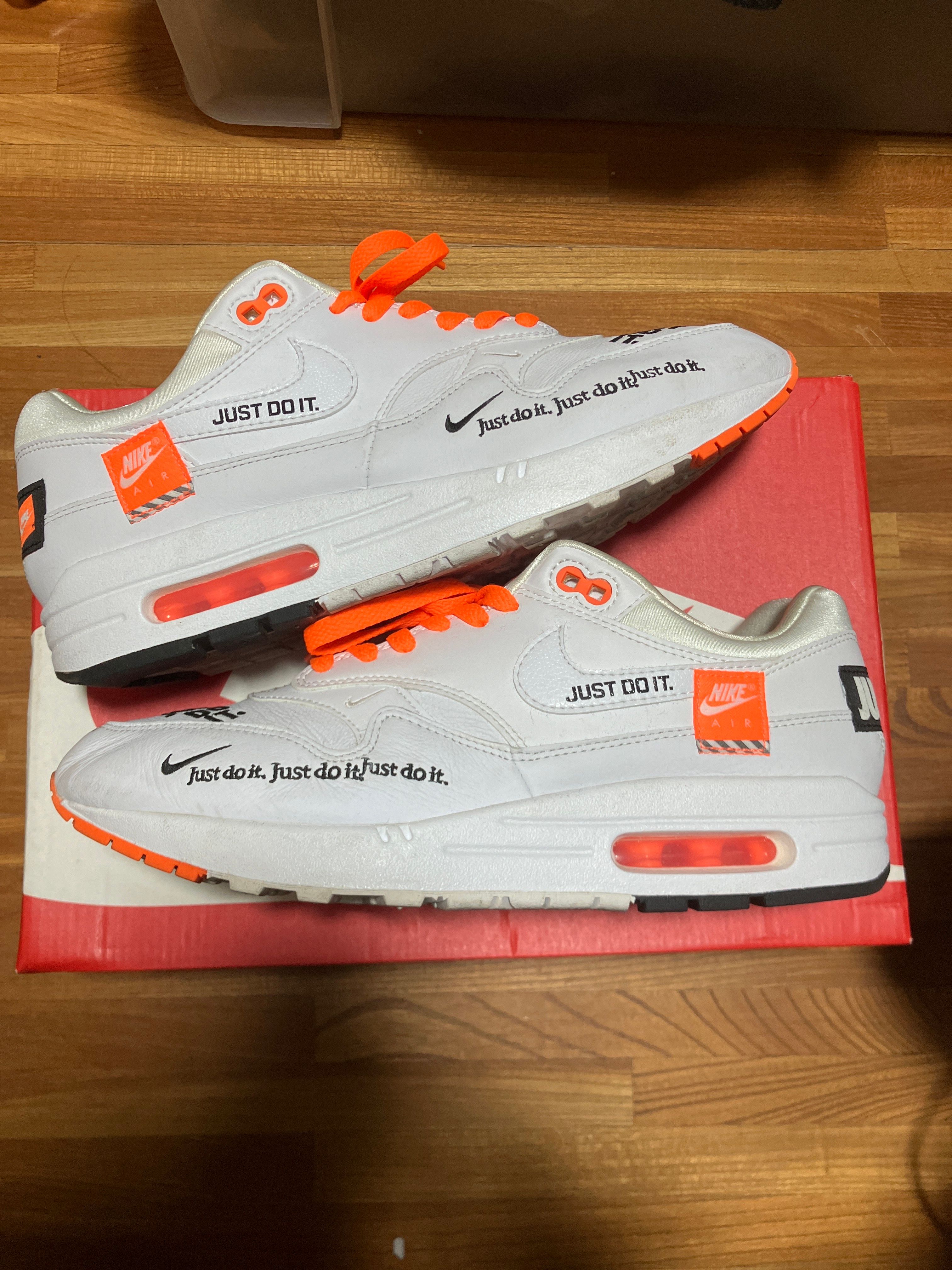 NIKE Women's AIR MAX 1 "WHITE JUST DO IT COLLECTION"