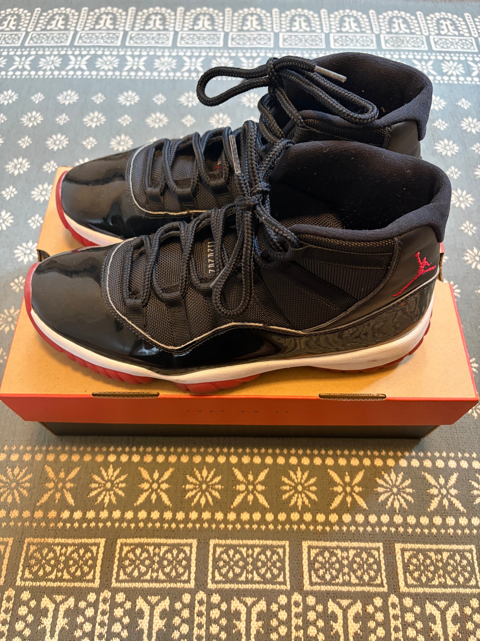 Nike Air Jordan 11 Retro "Bred"