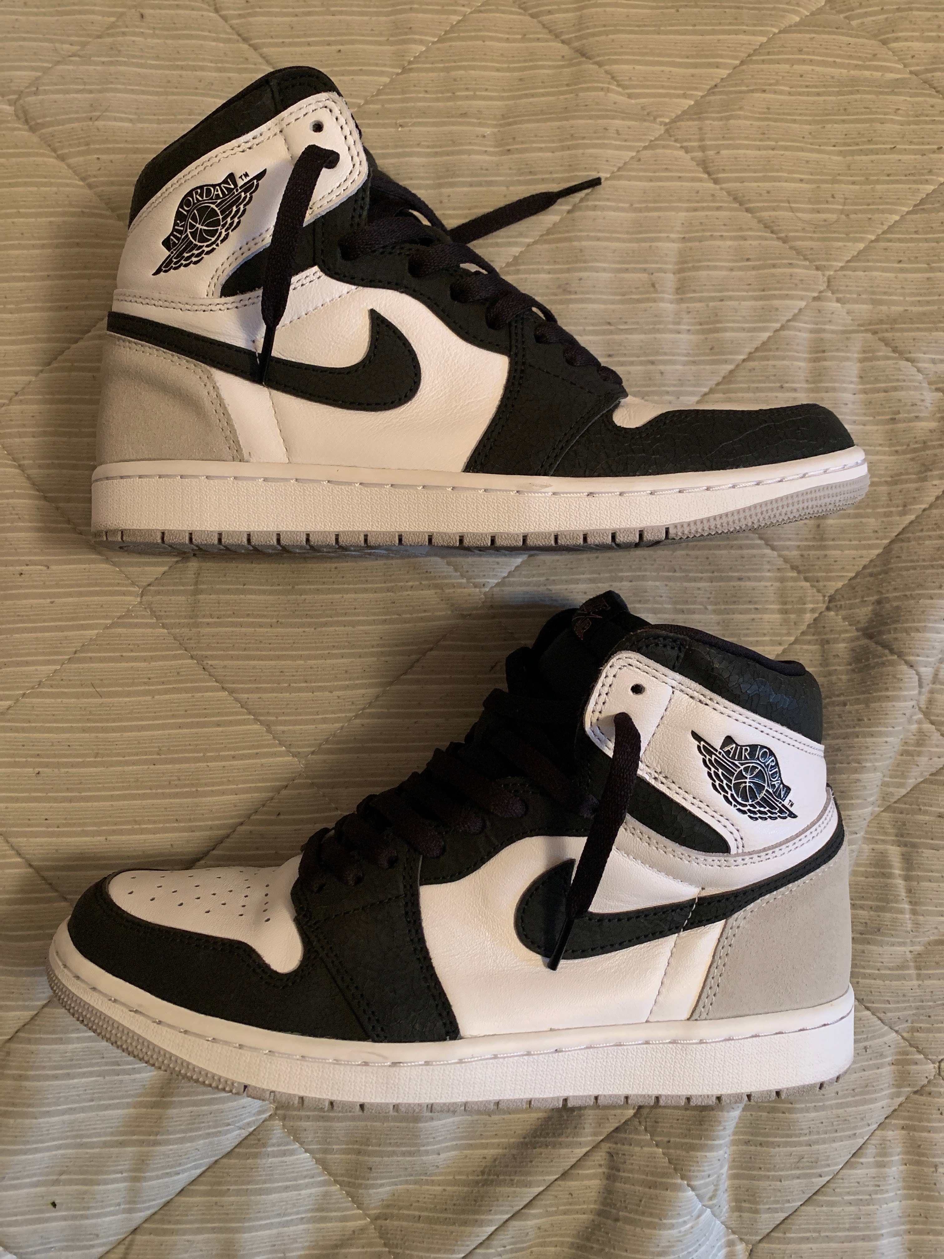 Nike Air Jordan 1 High OG "Bleached Coral"
